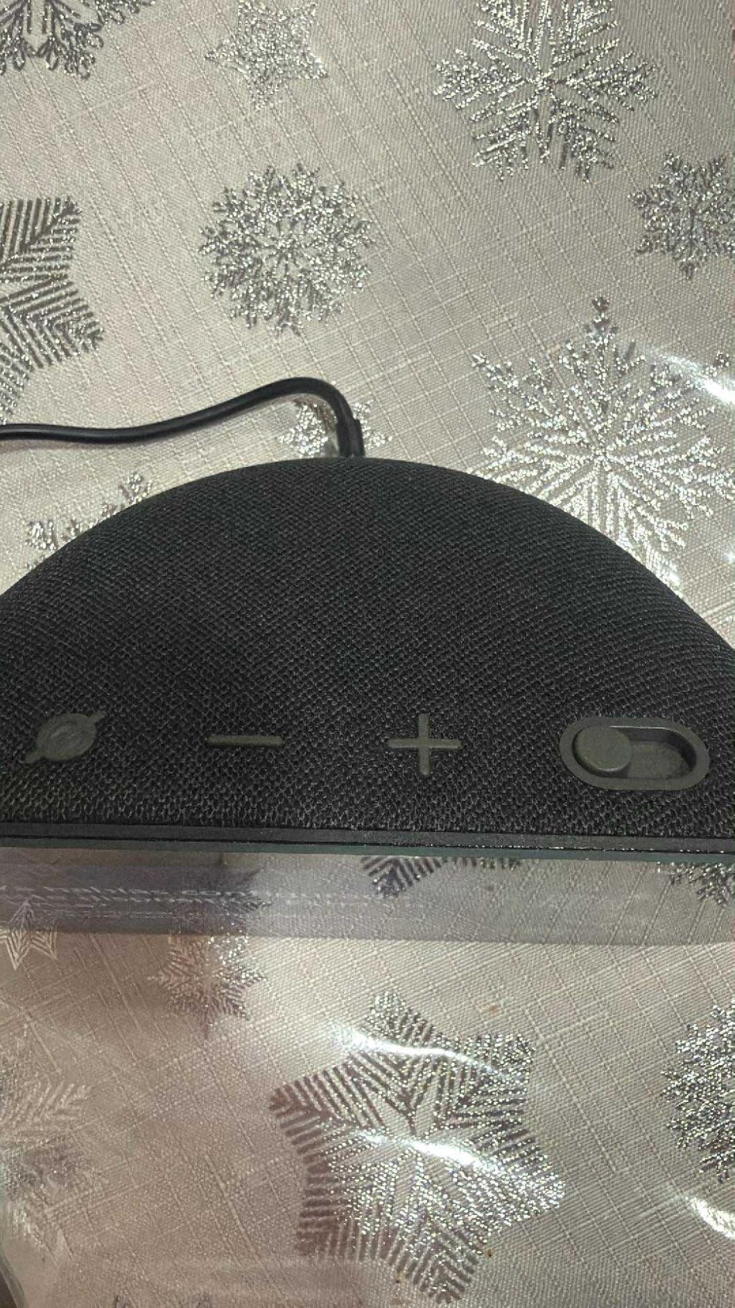 Amazon Echo Show 5, Smart display with 2x the bass and clearer sound, Charcoal - Customer Photo 3