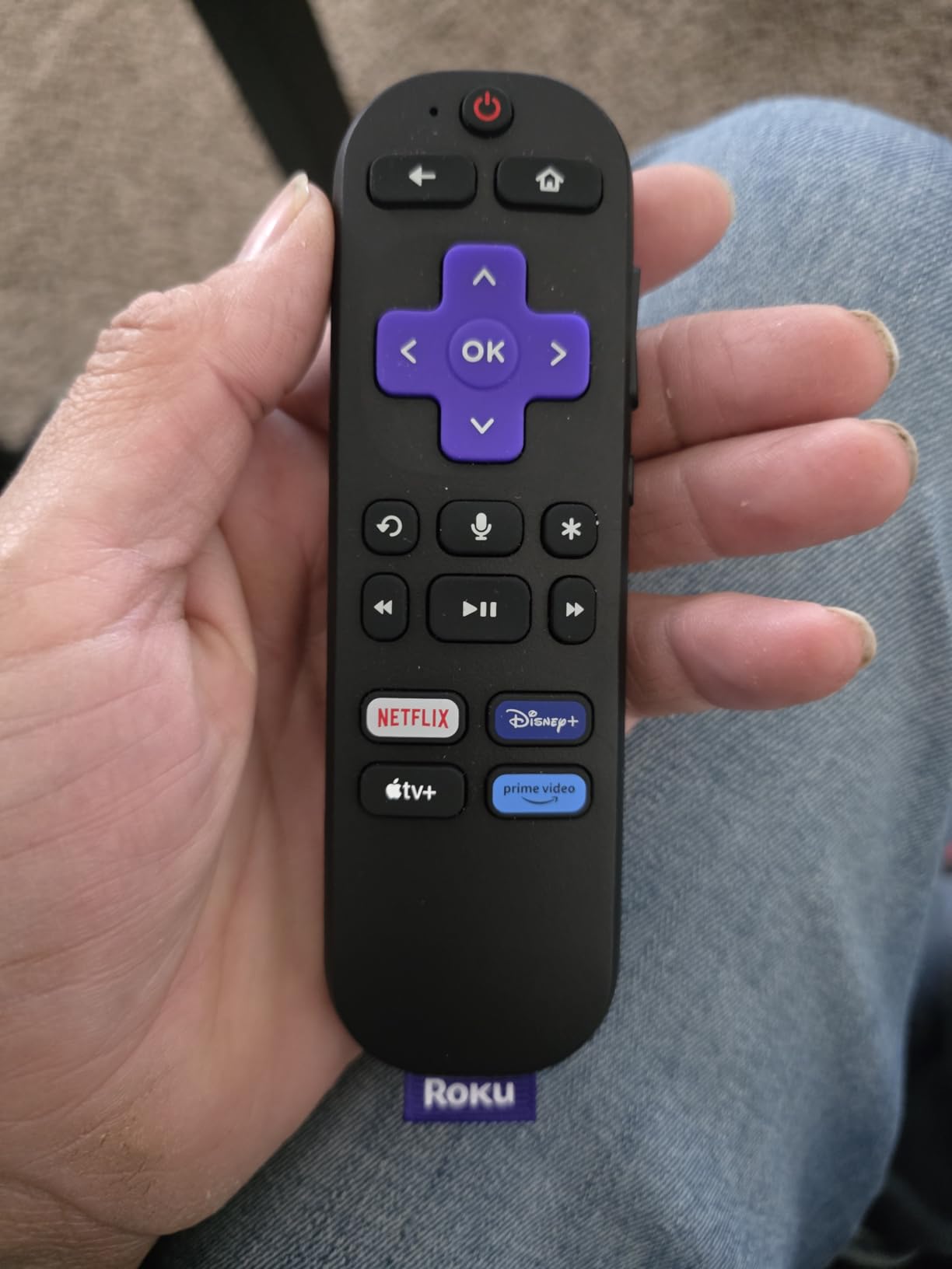 Roku Streaming Stick 4K - HDR & Dolby Vision Roku Streaming Device for TV with Voice Remote & Long-Range Wi-Fi - Free & Live TV - Customer Photo 2