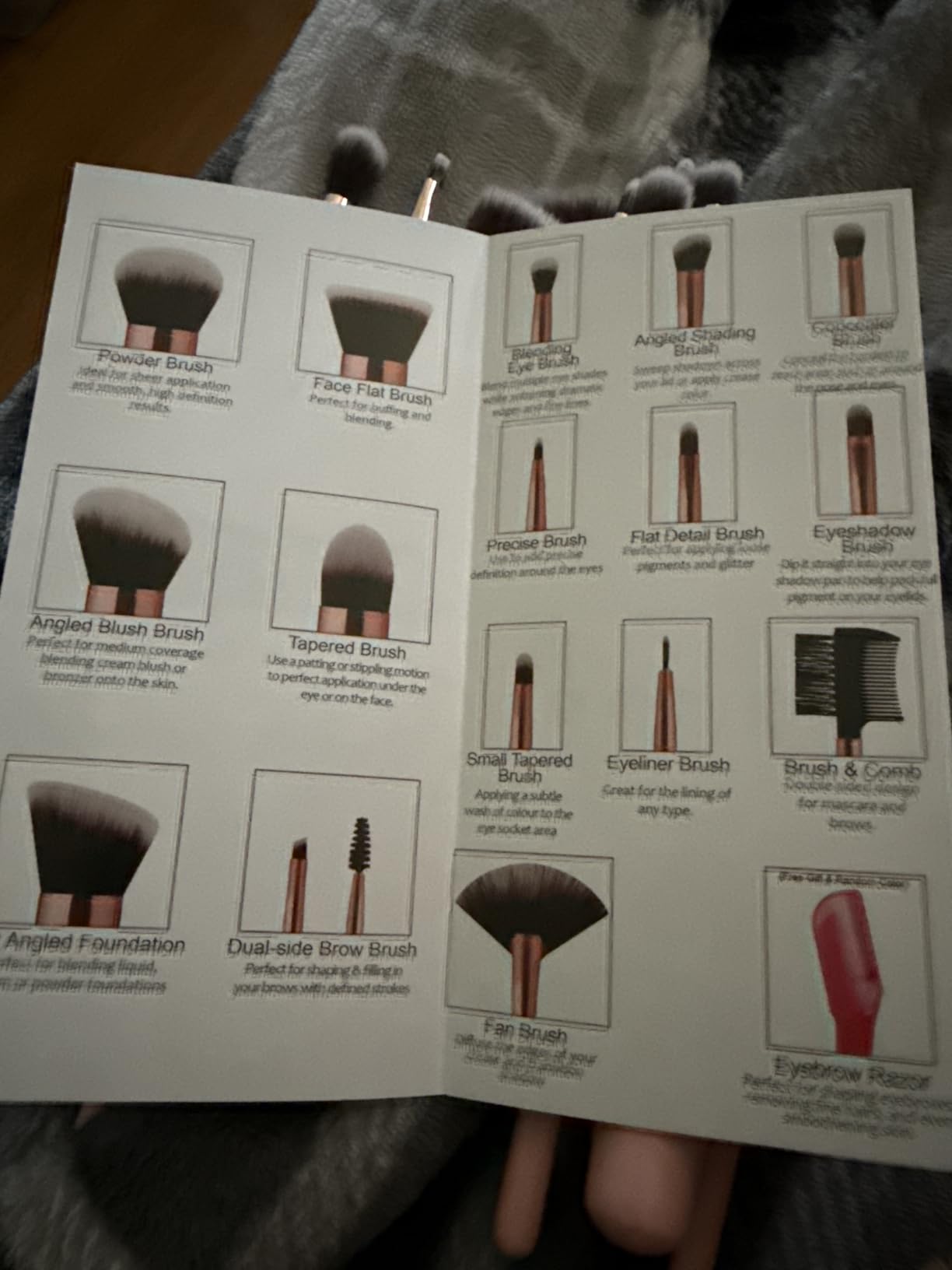 Real Perfection Makeup Brush Set 16 Pcs with 1 Eyebrow Razor Premium Synthetic Foundation Powder Concealers Eyeshadow Blush Makeup Brushes Make up Brushes Kit (Pink) Customer Review Real Perfection Makeup Brush Set 16 Pcs with 1 Eyebrow Razor Premium Synthetic Foundation Powder Concealers Eyeshadow Blush Makeup Brushes Make up Brushes Kit (Pink) - Customer Photo 2