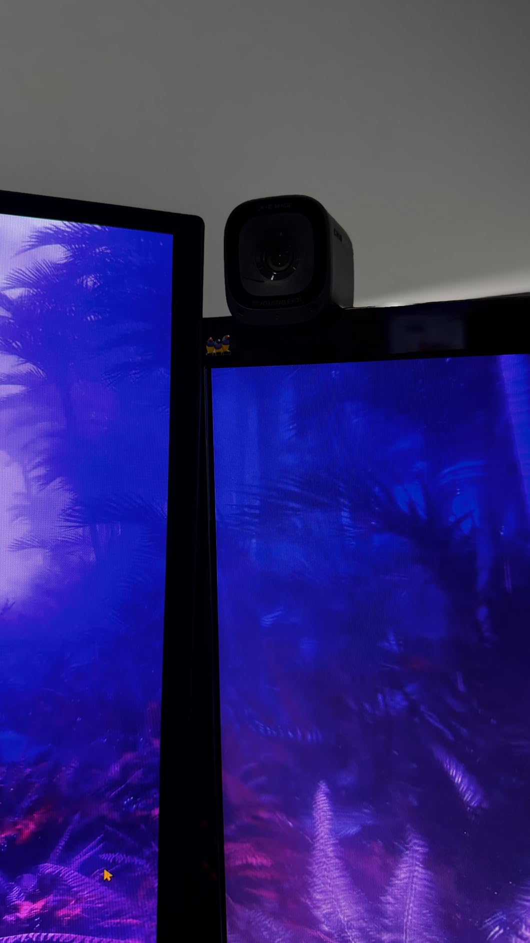 Anker PowerConf C200 2K Webcam for PC/Laptop/Mac, Computer Camera, Low-Light Correction, AI-Noise Canceling Mics, Adjustable Field of View, Built-in Privacy Cover, Stereo Mics, for Meeting - Customer Photo 2