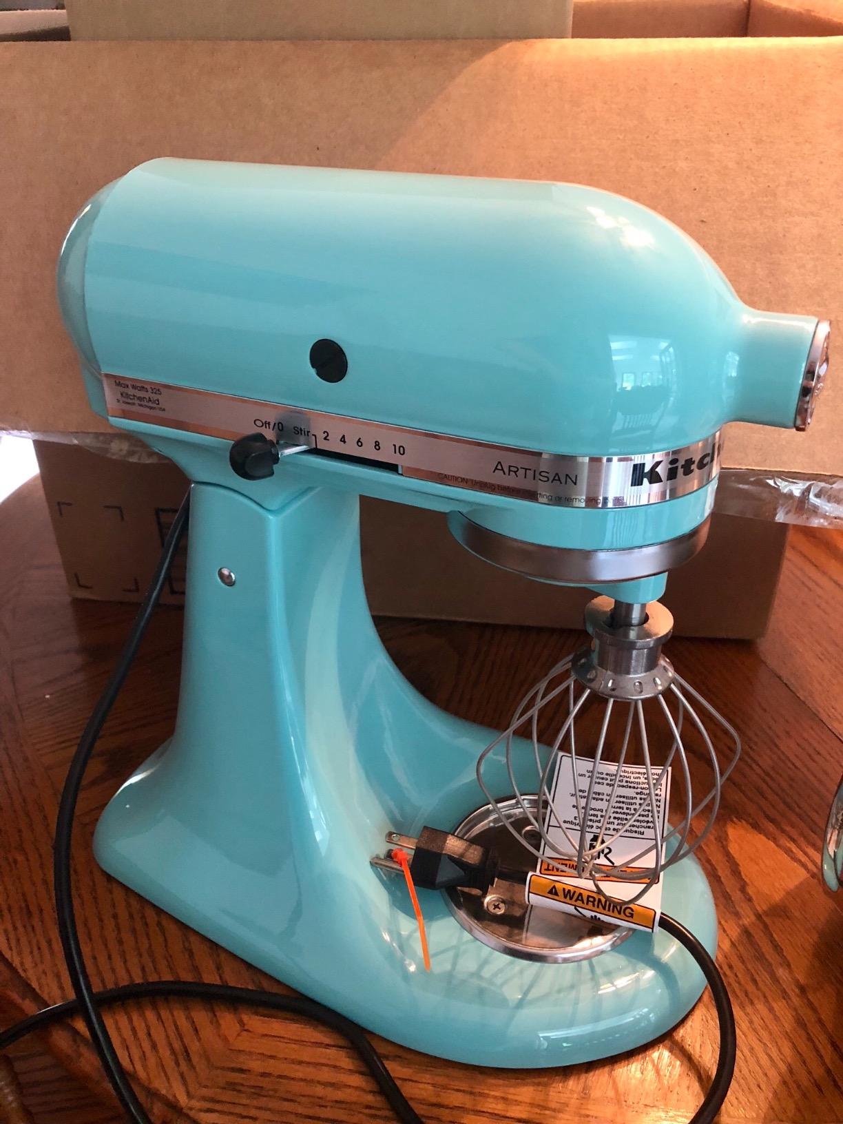 KitchenAid Artisan Series 5 Quart Tilt Head Stand Mixer with Pouring Shield KSM150PS, Passion Red - Customer Photo 4