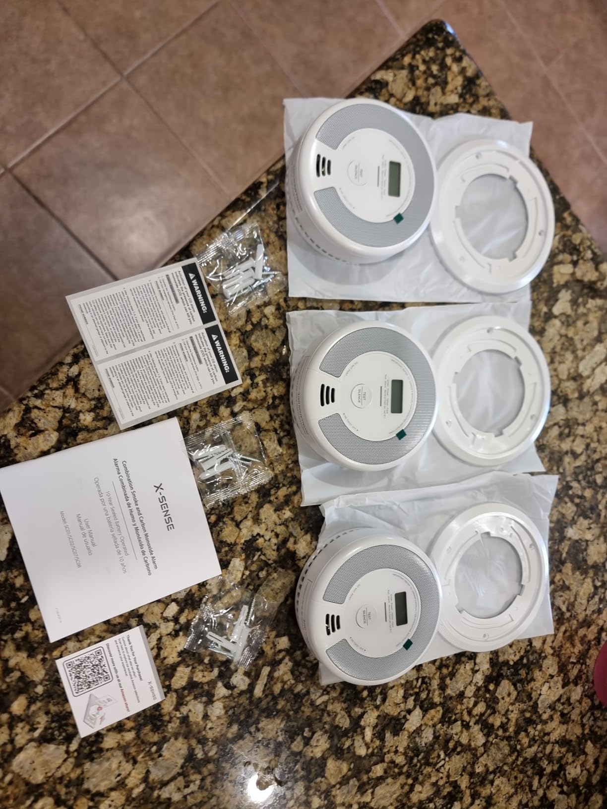 X-Sense 10-Year Battery Combination Smoke Carbon Monoxide Alarm Detector with Large LCD Display (Standalone Model) - Customer Photo 2