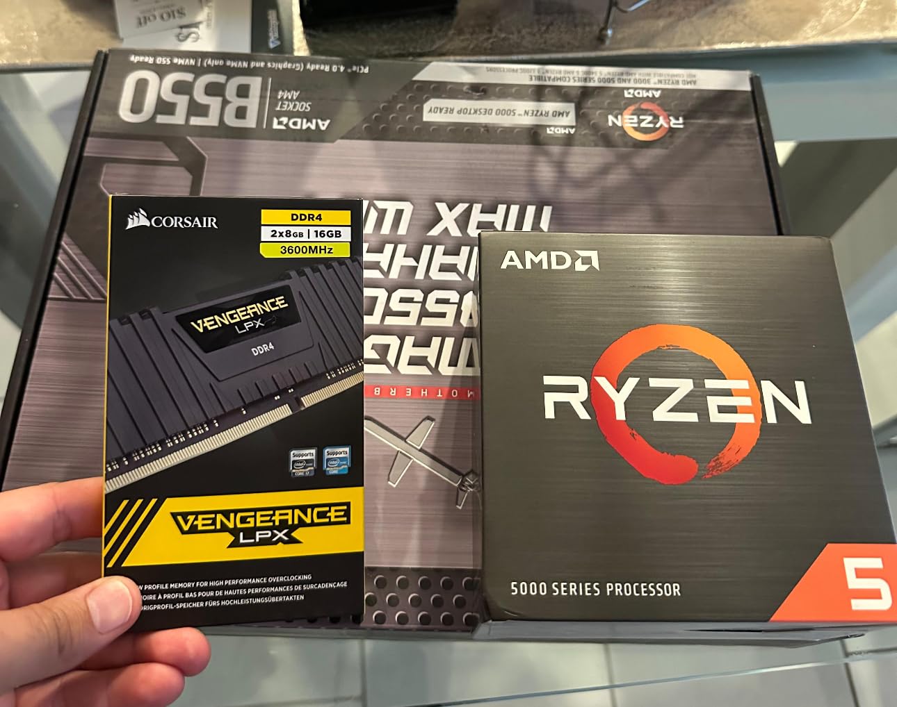 AMD Ryzen 5 5500 6-Core, 12-Thread Unlocked Desktop Processor with Wraith Stealth Cooler - Customer Photo 1