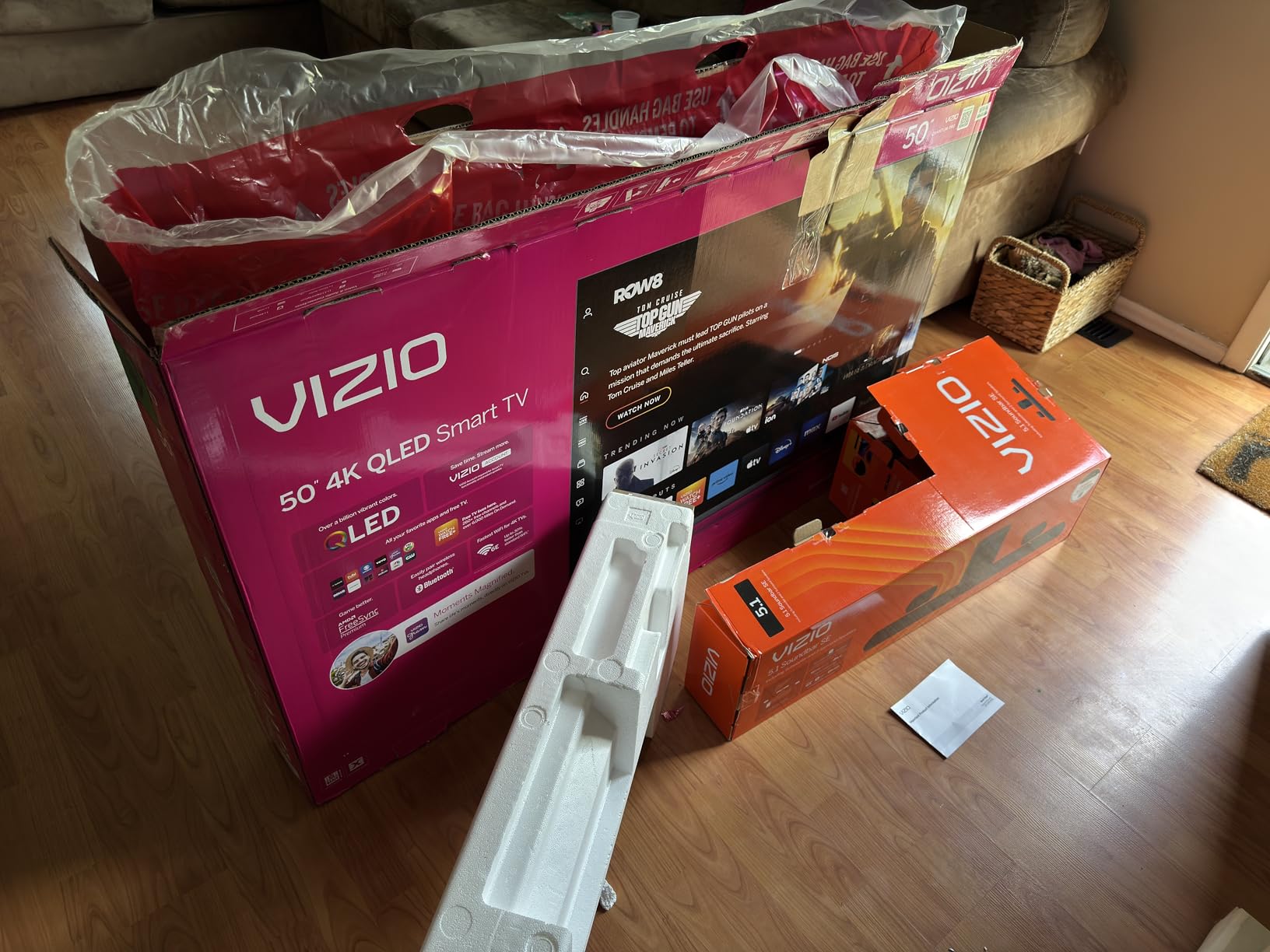 VIZIO 50-inch Quantum Pro 4K 120Hz QLED HDR10+ Smart TV with Dolby Vision, Active Full Array, 240Hz @ 1080p PC Gaming, WiFi 6E, Apple AirPlay, Chromecast Built-in, M50QXM-K01, 2023 Model - Customer Photo 1
