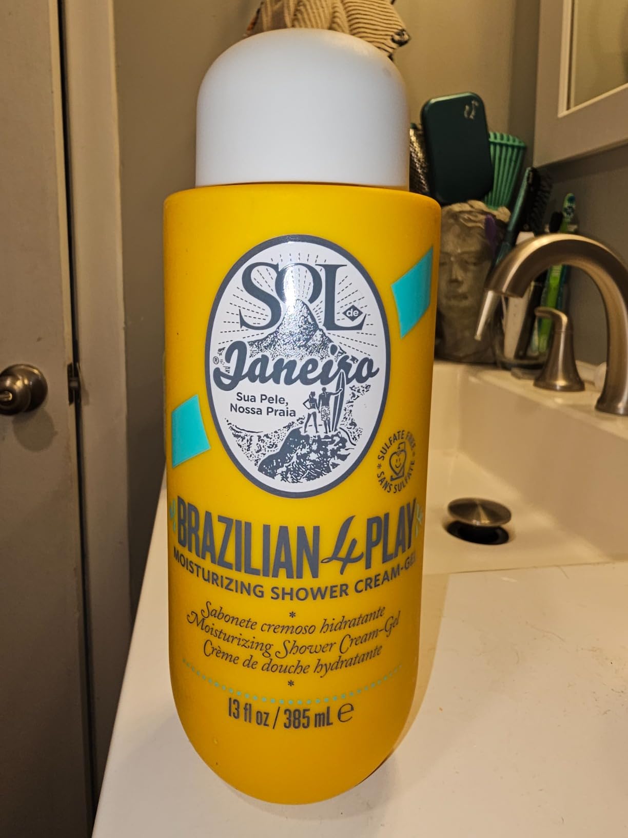 SOL DE JANEIRO Brazilian Play Moisturizing Shower Cream-Gel Body Wash - Premium Body Cleanser - Hydrating for Soft Skin - Customer Photo 2