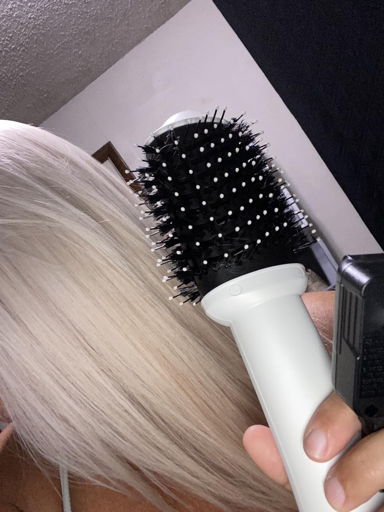 Hair Dryer Brush Blow Dryer Brush in One, 4 in 1 Hair Dryer and Styler Volumizer with Oval Barrel, Professional Salon Hot Air Brush for All Hair Types, Gold - Customer Photo 1