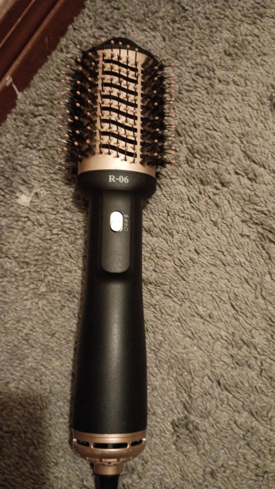 Hair Dryer Brush Blow Dryer Brush in One, 4 in 1 Hair Dryer and Styler Volumizer with Oval Barrel, Professional Salon Hot Air Brush for All Hair Types, Gold - Customer Photo 4