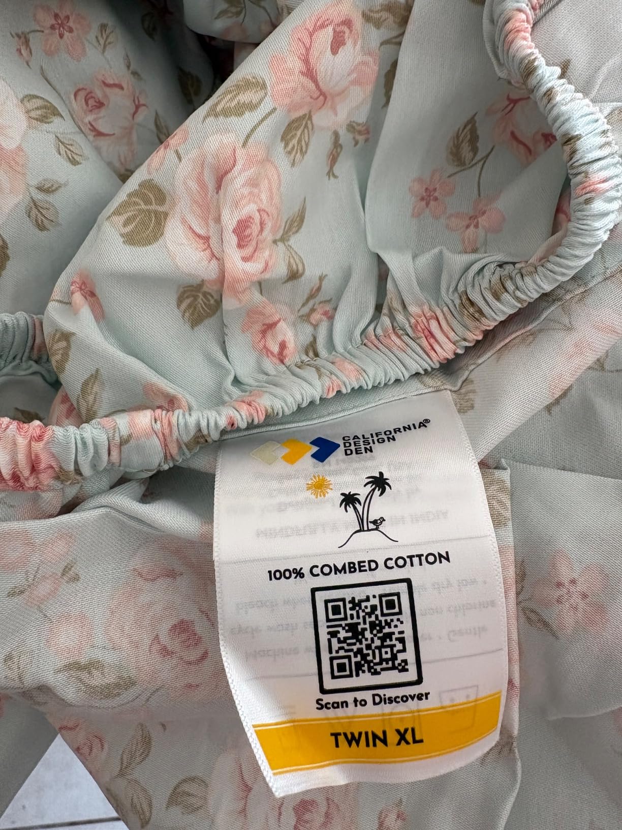 California Design Den Queen Sheet Set - Natural 100% Cotton Sheets Queen Size Bed Set with Deep Pockets, Soft Sateen Weave, Breathable and Durable Bedding (White) Customer Review California Design Den Queen Sheet Set - Natural 100% Cotton Sheets Queen Size Bed Set with Deep Pockets, Soft Sateen Weave, Breathable and Durable Bedding (White) - Customer Photo 3