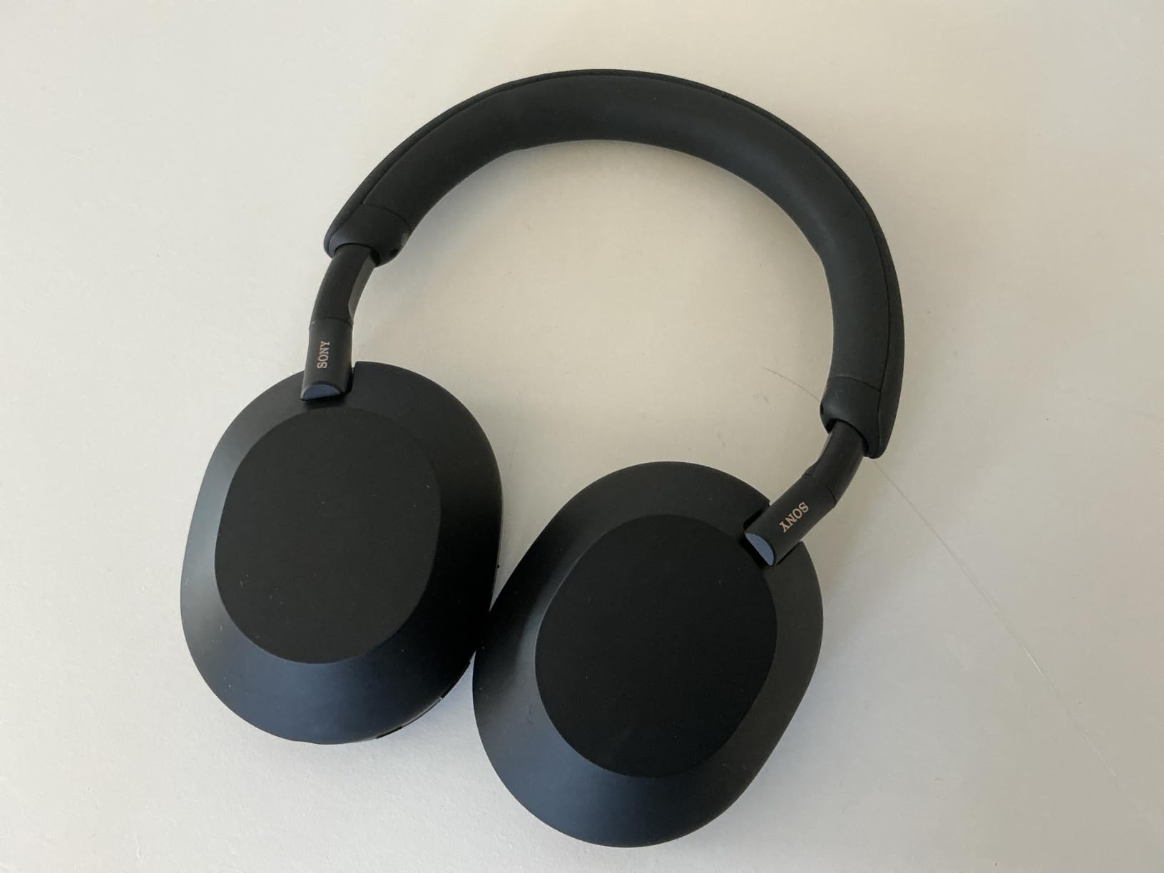 Sony WH-1000XM5 Premium Noise Canceling Headphones, Auto NC Optimizer, 30-Hour Battery, Alexa Voice Control, Black - Customer Photo 1