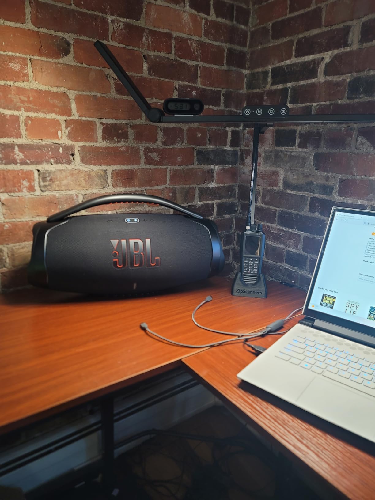 JBL Boombox 3 Black Portable Bluetooth Speaker with Massive Sound, Deepest Bass, IPX7 Waterproof, 24H Playtime, PartyBoost - Customer Photo 4