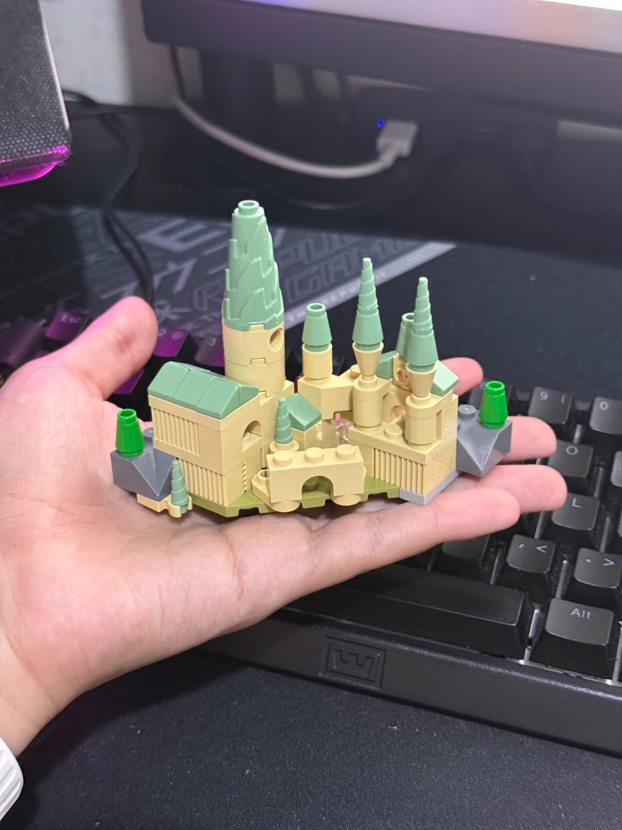 Harry Potter Build Your Own Hogwarts Castle 30435 Polybag - Customer Photo 1