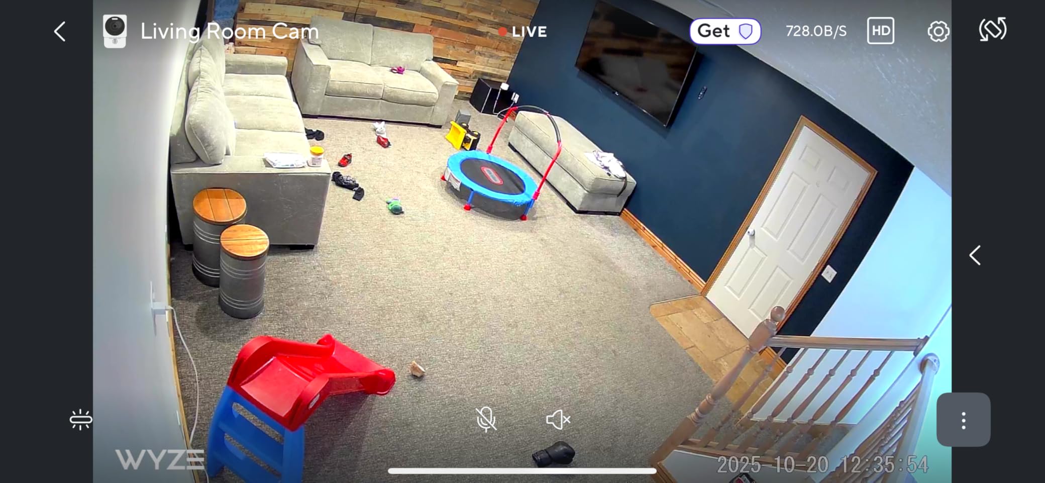 Wyze Cam OG Indoor/Outdoor 1080p Wi-Fi Smart Home Security Camera with Color Night Vision, Built-in Spotlight, Motion Detection, 2-Way Audio, Compatible with Alexa & Google, White, Free Expert Setup - Customer Photo 2