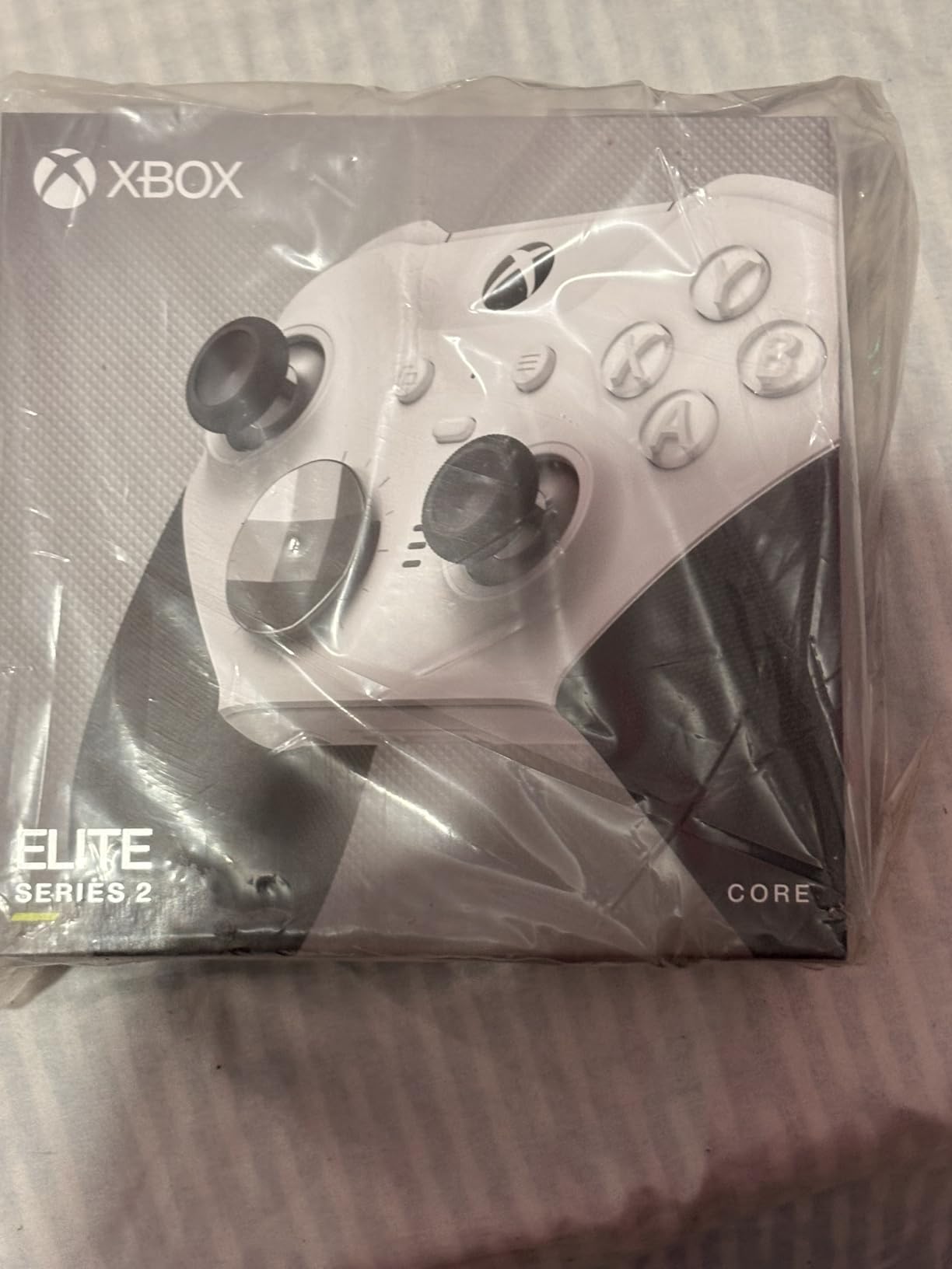 Xbox Elite Series 2 Core Wireless Gaming Controller – White Series X|S, One, Windows PC, Android, and iOS - Customer Photo 2