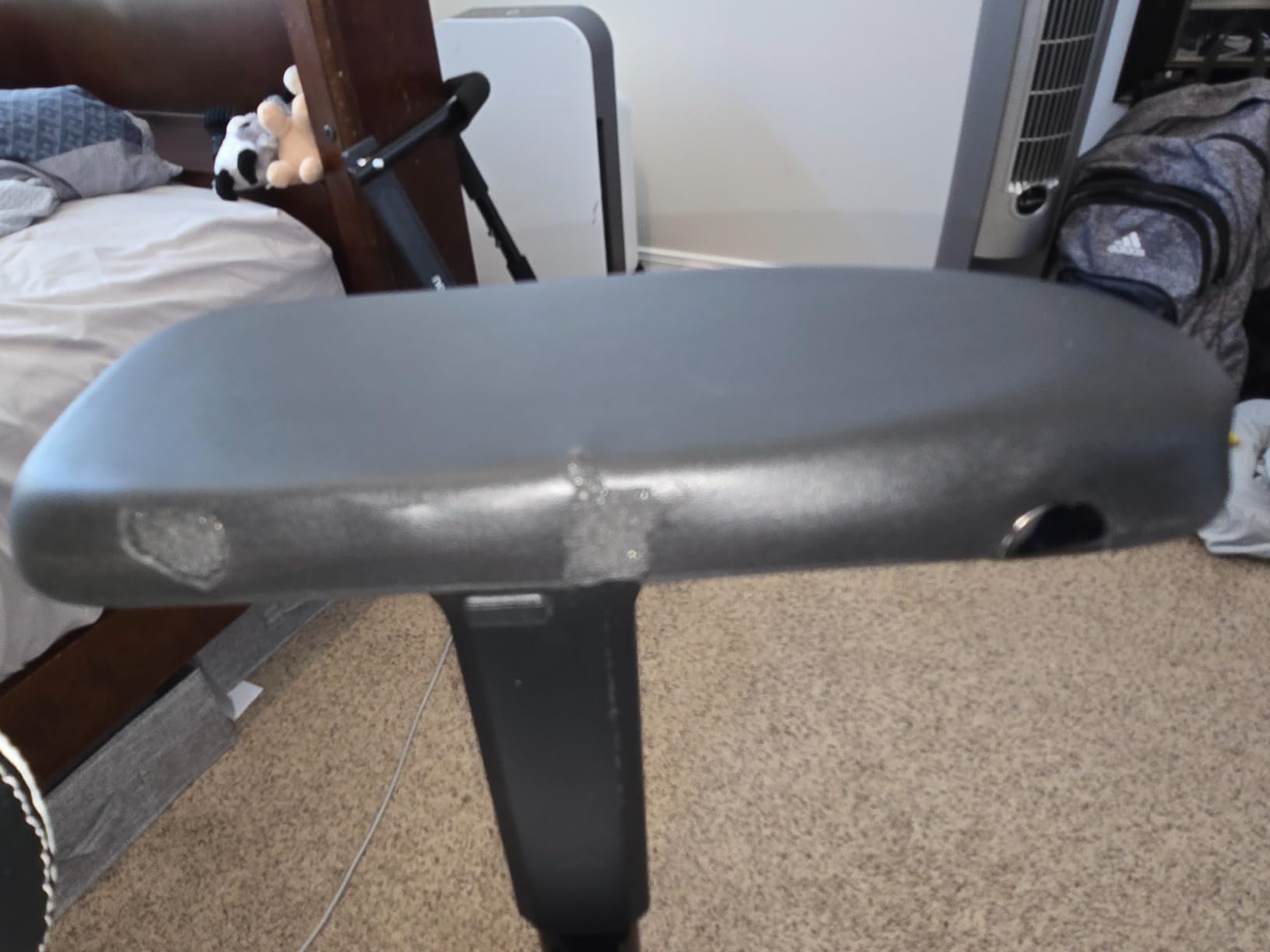 VERTAGEAR S-Line 5800 Gaming Chair, Small/Medium, Burgundy Red Customer Review VERTAGEAR S-Line 5800 Gaming Chair, Small/Medium, Burgundy Red - Customer Photo 5