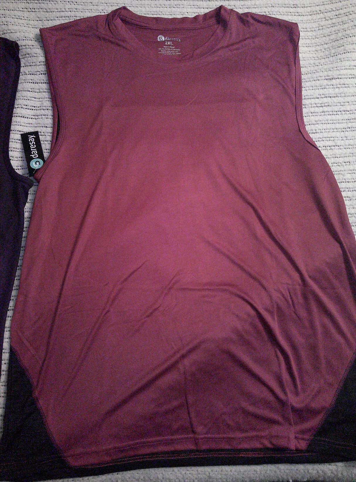 DARESAY Performance Sleeveless Shirts for Men, Dry Fit Muscle Shirts, Athletic Tops for Workout & Active Wear Tees (4 Pack) - Customer Photo 3