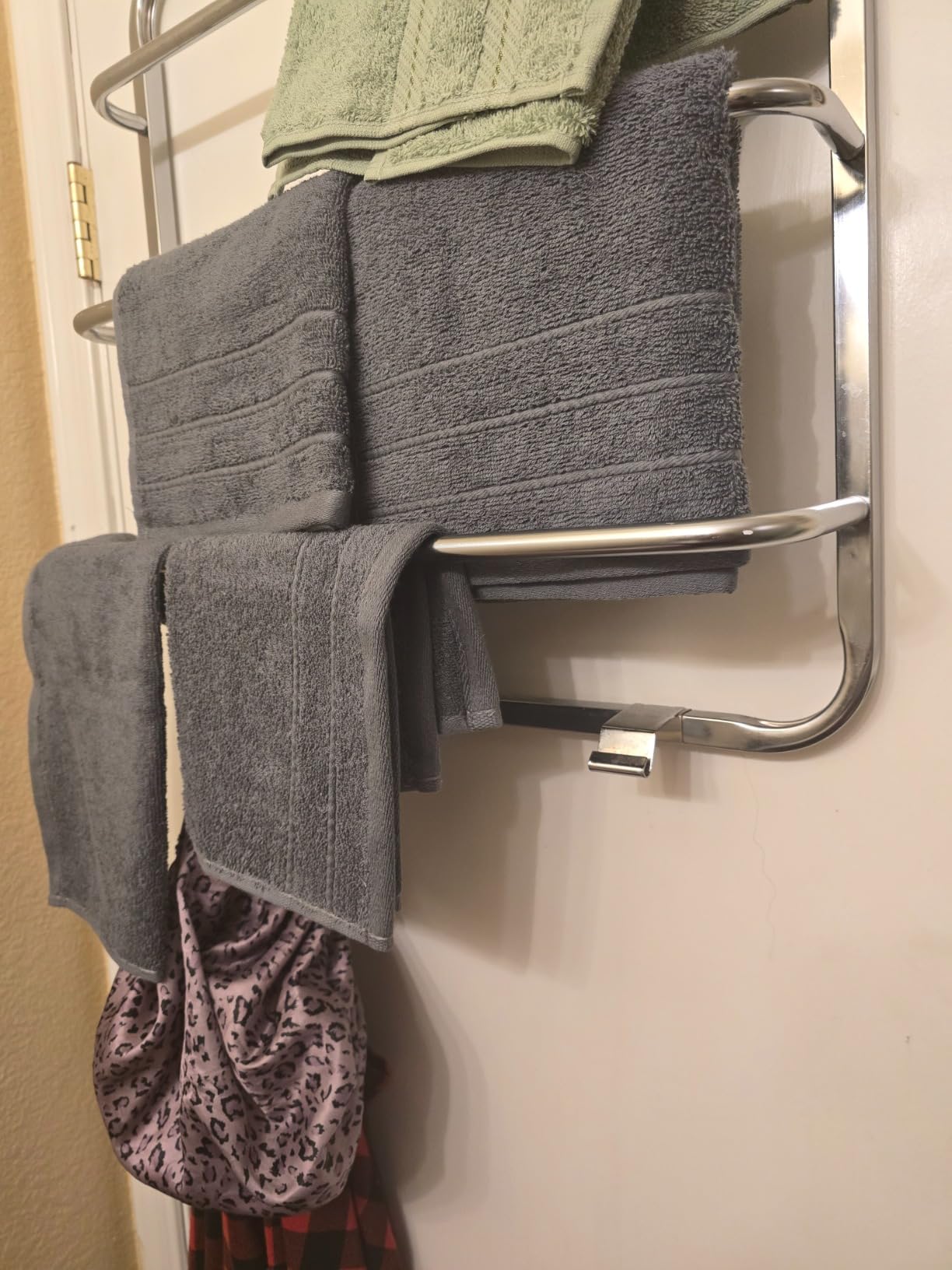 Tens Towels Pack of 8 Towels Set, 2 Extra Large Bath, 2 Hand, 4 Washcloths, 100% Cotton, Lighter Weight, Quicker to Dry, Super Absorbent, Perfect for Bathroom, Black - Customer Photo 5