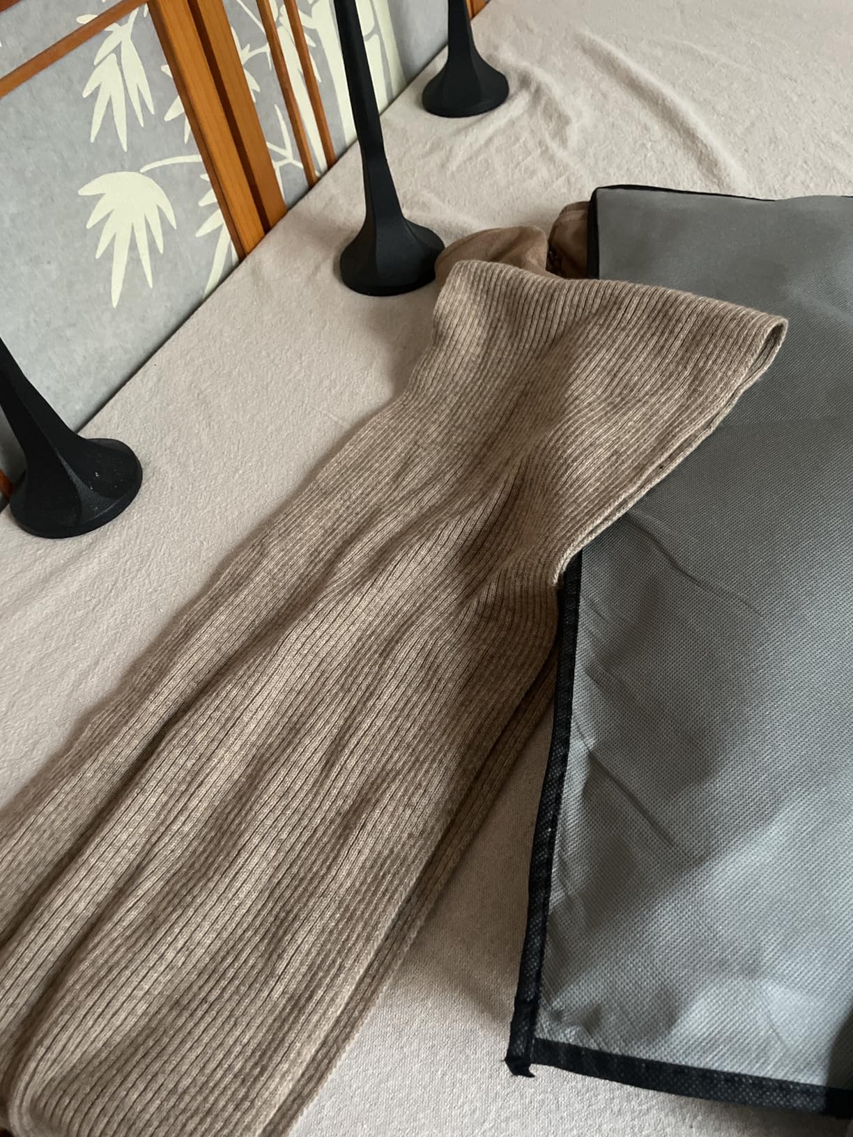 Lallier Cashmere Wool Scarf, Ultra Soft Classic Ribbed Solid Color Winter Scarf for Men and Women with Gift Box - Customer Photo 1