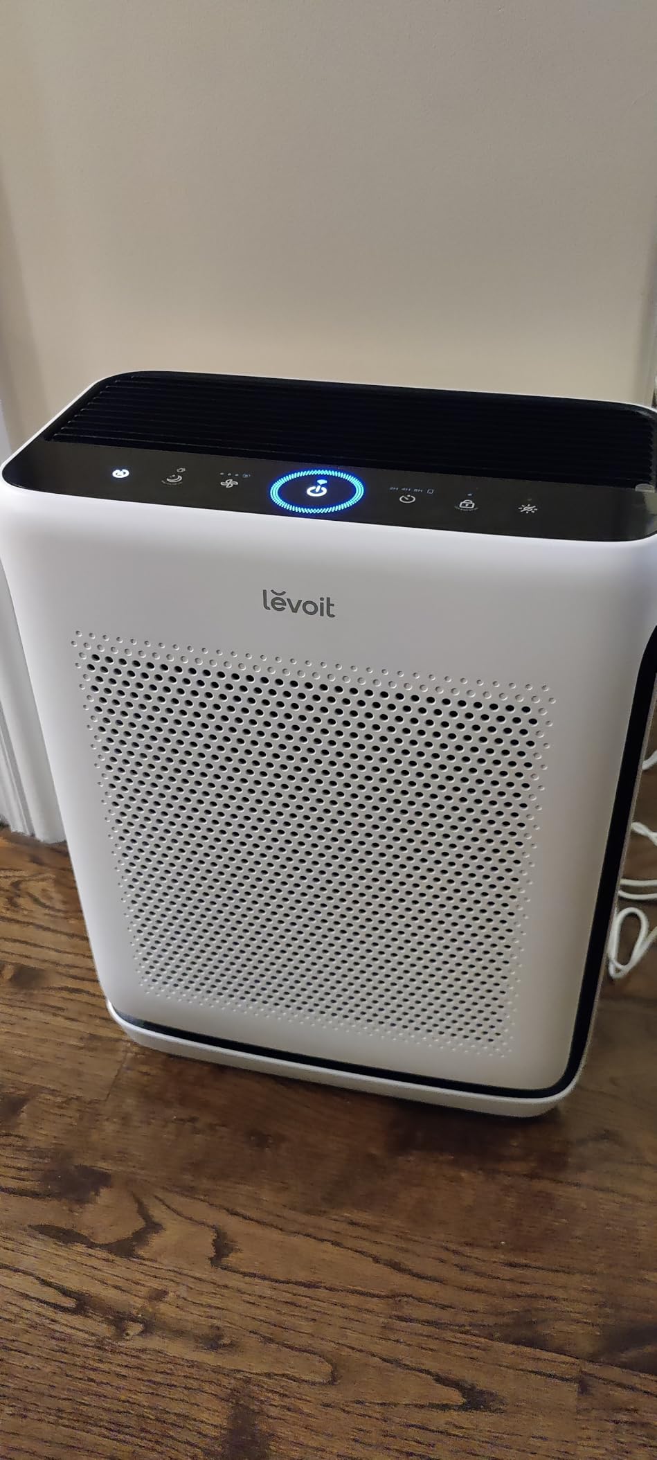 LEVOIT Air Purifiers for Home Large Room Up to 1875 Ft² with Washable Pre-Filter, AHAM VERIFIDE, Air Quality Monitor, HEPA Sleep Mode for Allergies, Pet Hair in Bedroom, Vital 200S-P, White - Customer Photo 2