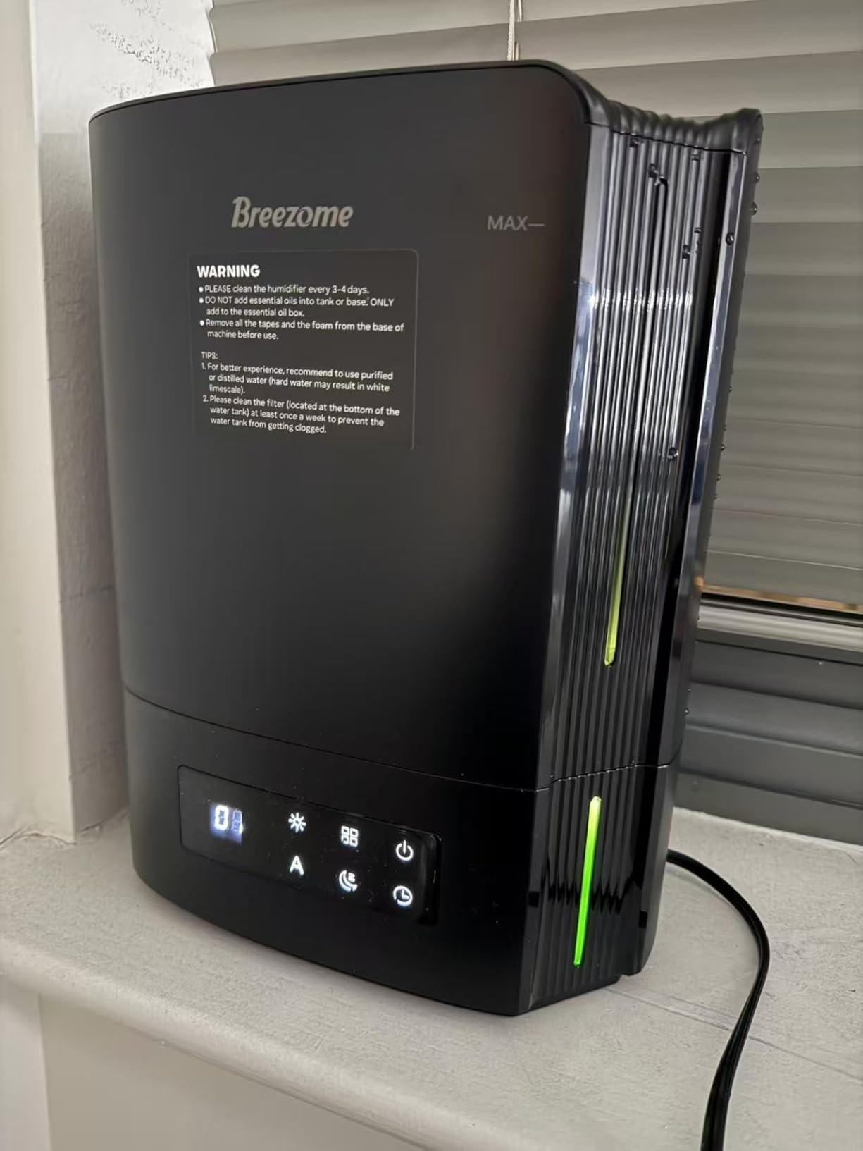 BREEZOME 6L Humidifiers for Bedroom Large Room & Essential Oil Diffuser, Ultrasonic Top Fill Cool Mist Humidifiers for Baby, Plants, Nursery Last up to 60 Hours, Smart Humidistat Control, Quiet, Black Customer Review BREEZOME 6L Humidifiers for Bedroom Large Room & Essential Oil Diffuser, Ultrasonic Top Fill Cool Mist Humidifiers for Baby, Plants, Nursery Last up to 60 Hours, Smart Humidistat Control, Quiet, Black - Customer Photo 2