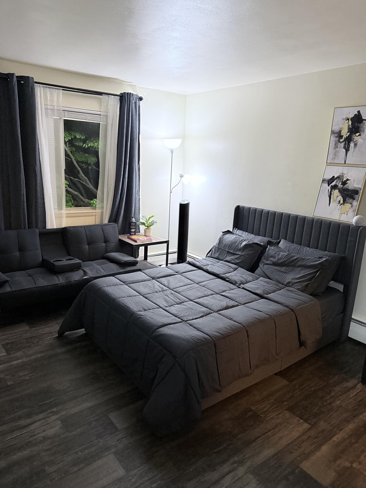 TAIMIT Queen Size Comforter Set - 7 Pieces, Bed in a Bag Bedding Sets with All Season Soft Quilted Warm Fluffy Reversible Comforter,Flat Sheet,Fitted Sheet,2 Pillow Shams,2 Pillowcases,Black - Customer Photo 1