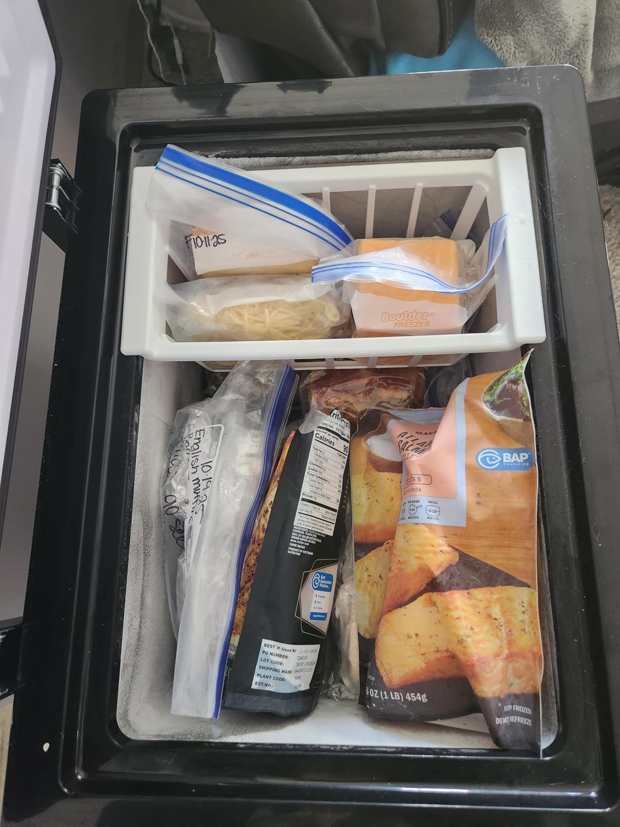 5.0 Cubic Feet Deep Chest Freezer Compact Freezers with Adjustable Thermostat Top Open Door Freezer Compressor Cooling with Rmovable Storage Basket for Home Kitchen Office and Bar (Black) - Customer Photo 1