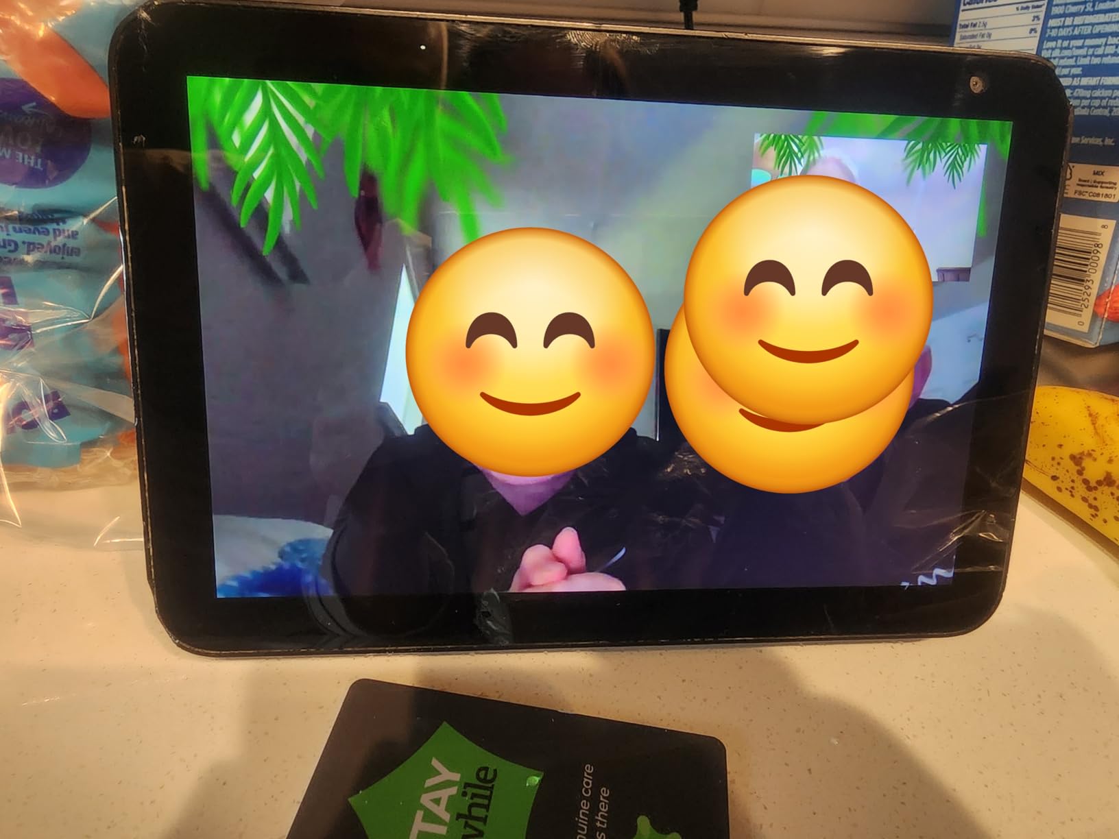 Amazon Echo Show 8, With Spatial Audio and Alexa+ Early Access, Smart Home Hub, ideal for open living spaces, Glacier White - Customer Photo 1