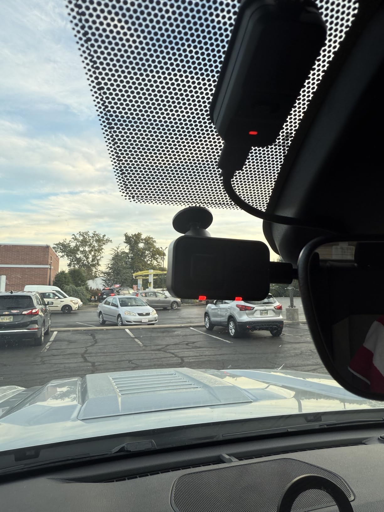 Garmin Dash Cam Live, 24/7 Live View, Always-Connected Dash Cam Customer Review Garmin Dash Cam Live, 24/7 Live View, Always-Connected Dash Cam - Customer Photo 2