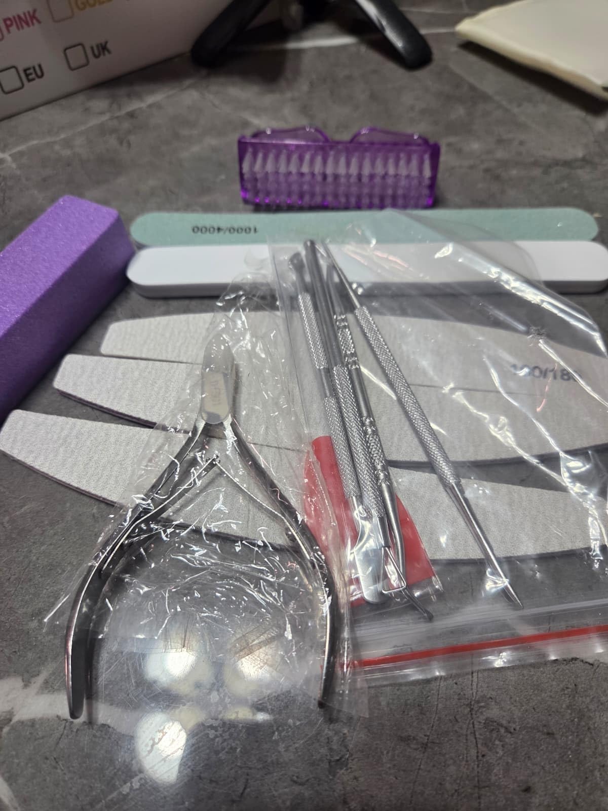 FANDAMEI Nail Care Kit, Nail Files 100/180, Nail Buffer Block, Cuticle Nippers, Cuticle Trimmer, Cuticle Pusher, Nail Tools, Nail Kit, Pedicure & Manicure Tools, Nail Prep Kit, Manicure Kit for Women - Customer Photo 1