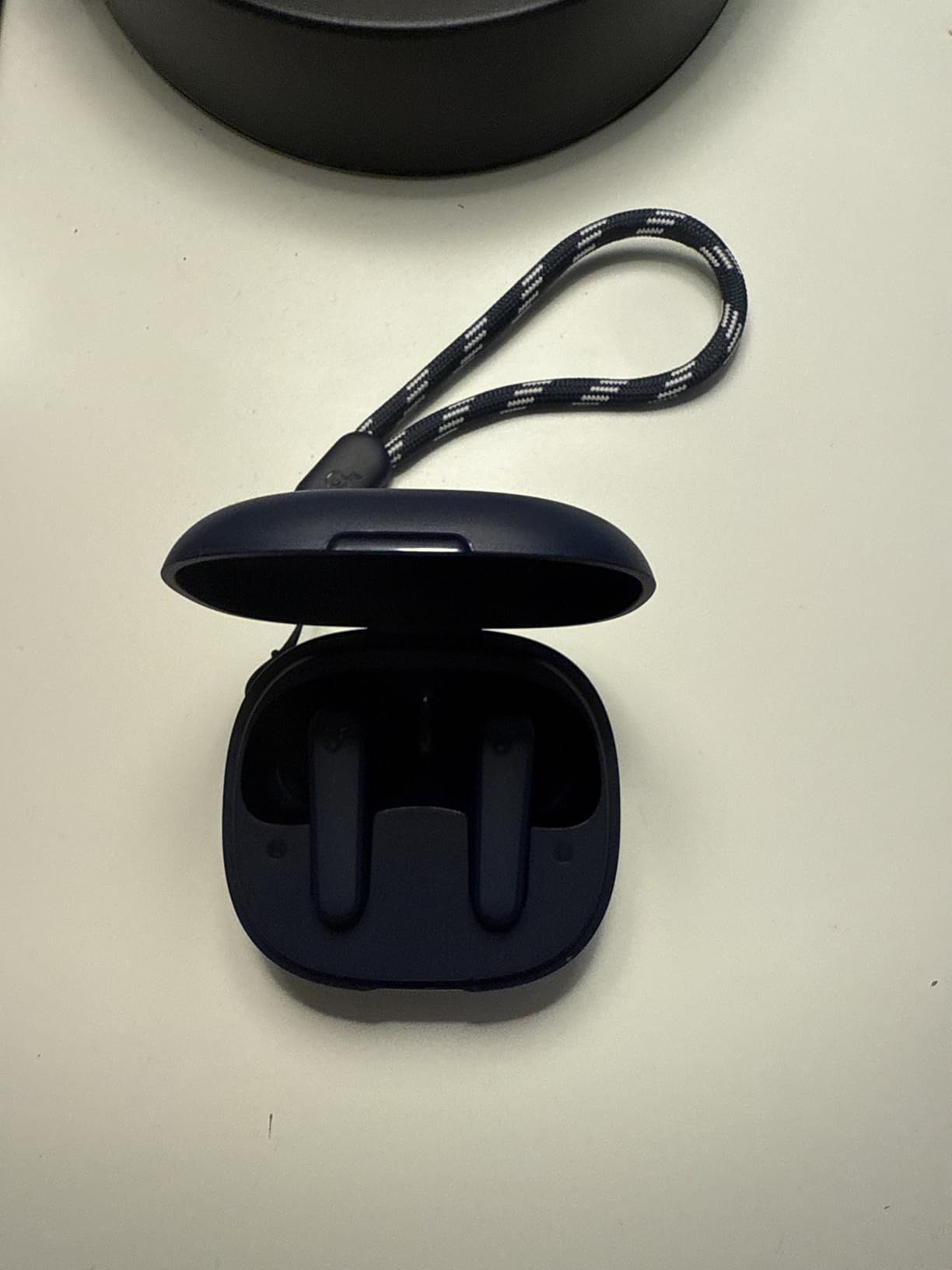 Soundcore by Anker P20i True Wireless Earbuds, 10mm Drivers with Big Bass, Bluetooth 5.3, 30H Long Playtime, Water-Resistant, 2 Mics for AI Clear Calls, 22 Preset EQs, Customization via App - Customer Photo 4