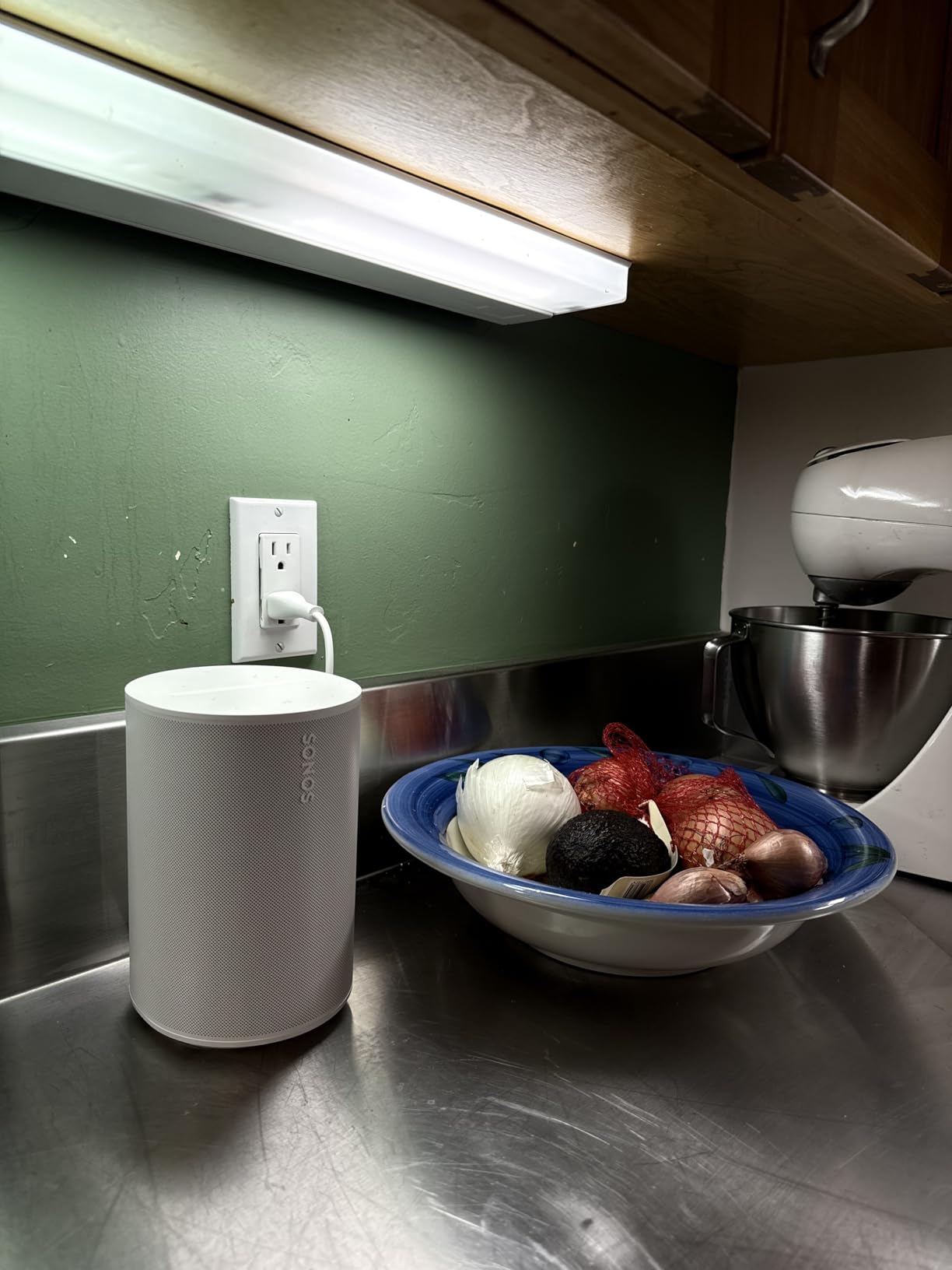 Sonos Era 100 - White - Wireless, Alexa Enabled Smart Speaker Customer Review Sonos Era 100 - White - Wireless, Alexa Enabled Smart Speaker - Customer Photo 1