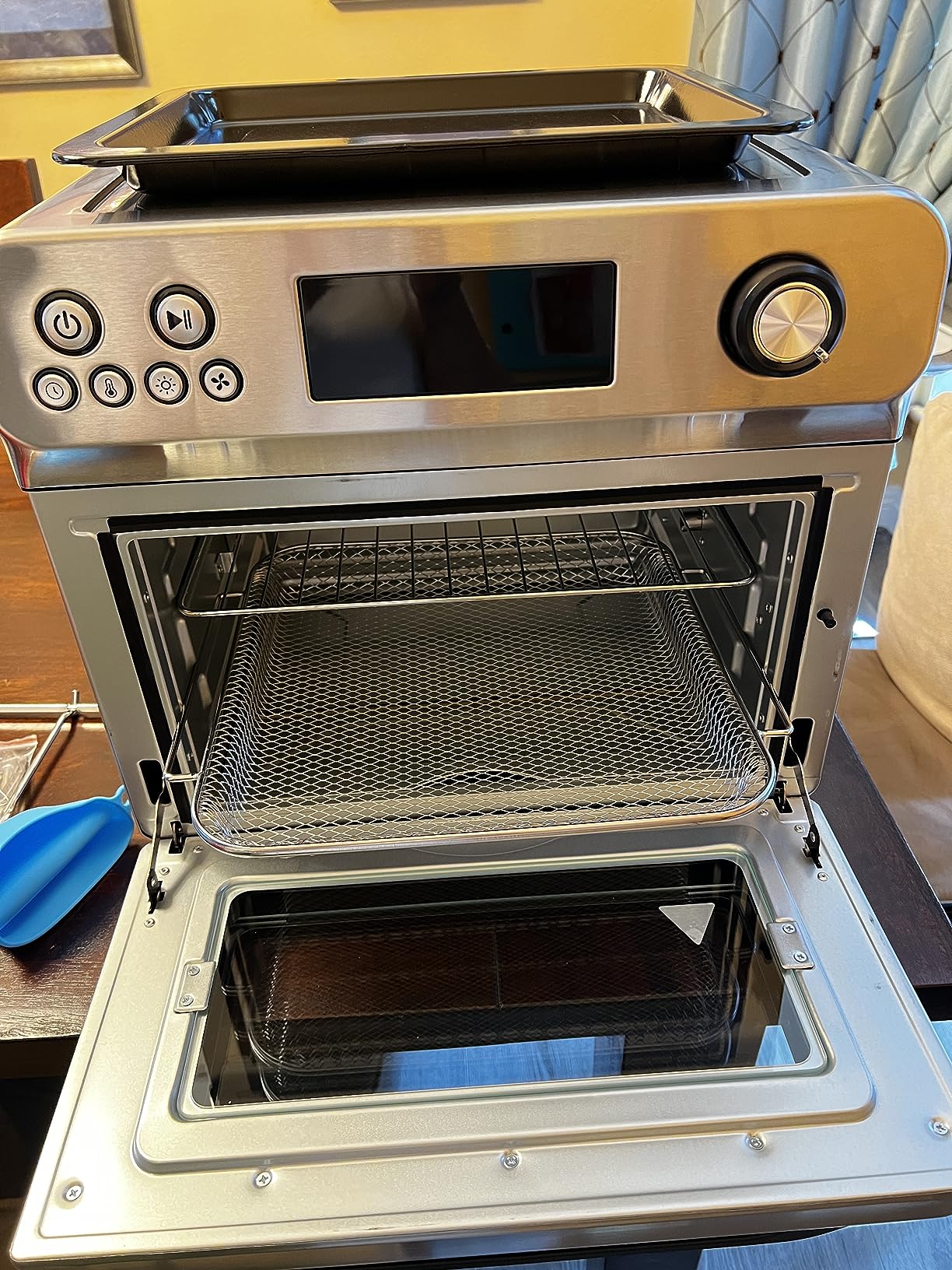 HYSapientia Air Fryer Toaster Oven Combo, 26Quart 10-in-1 Extra Large Countertop Convection Oven with LED Display Knob Control, 1800W Stainless Steel, Less Oil, Faster Cooking,7 Accessories+Recipe - Customer Photo 3