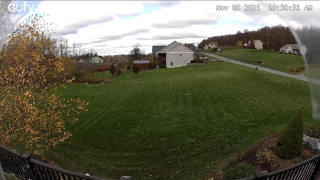 eufy Security SoloCam S220, Solar Security Camera, Wireless Security Camera Outdoor, 2K Resolution, Continuous Power, No Monthly Fee, HomeBase 3 Compatible, 2.4 GHz Wi-Fi, for Outdoor Surveillance - Customer Photo 1