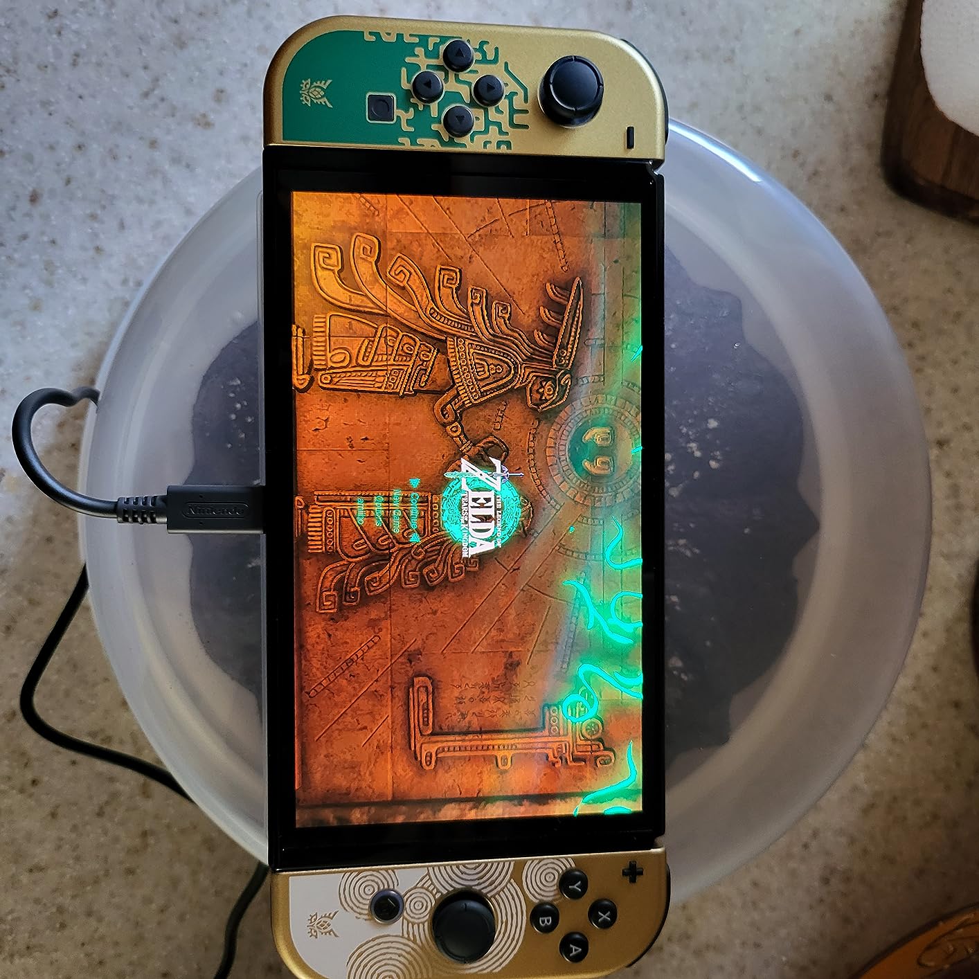 Nintendo Switch – OLED Model - The Legend of Zelda: Tears of the Kingdom Edition - Customer Photo 1