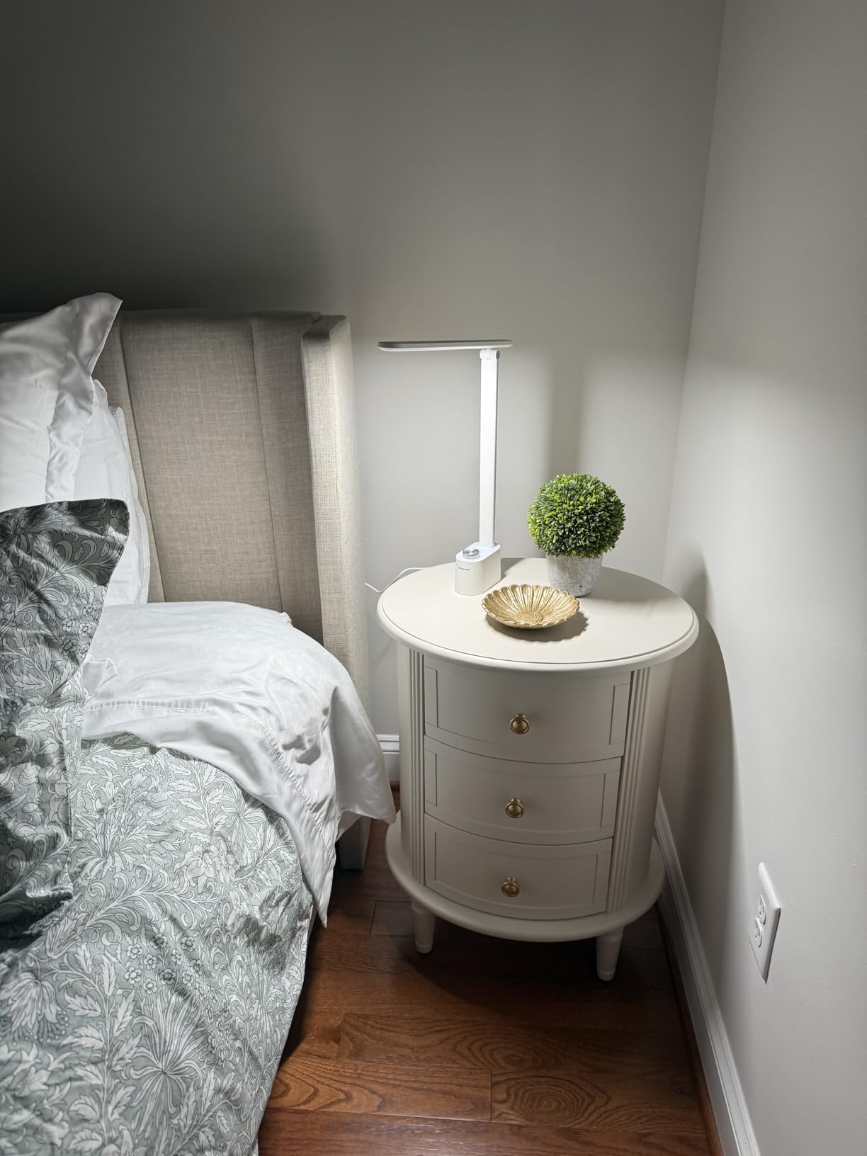 Honeywell Sunturalux™ LED Desk Lamp with USB Charging Ports HWT-H01 - Stepless Dimmable Eye Caring Desk Light for Home Office Bedroom Bedside College Dorm, Foldable Table Lamp Reading Lamp - Customer Photo 2