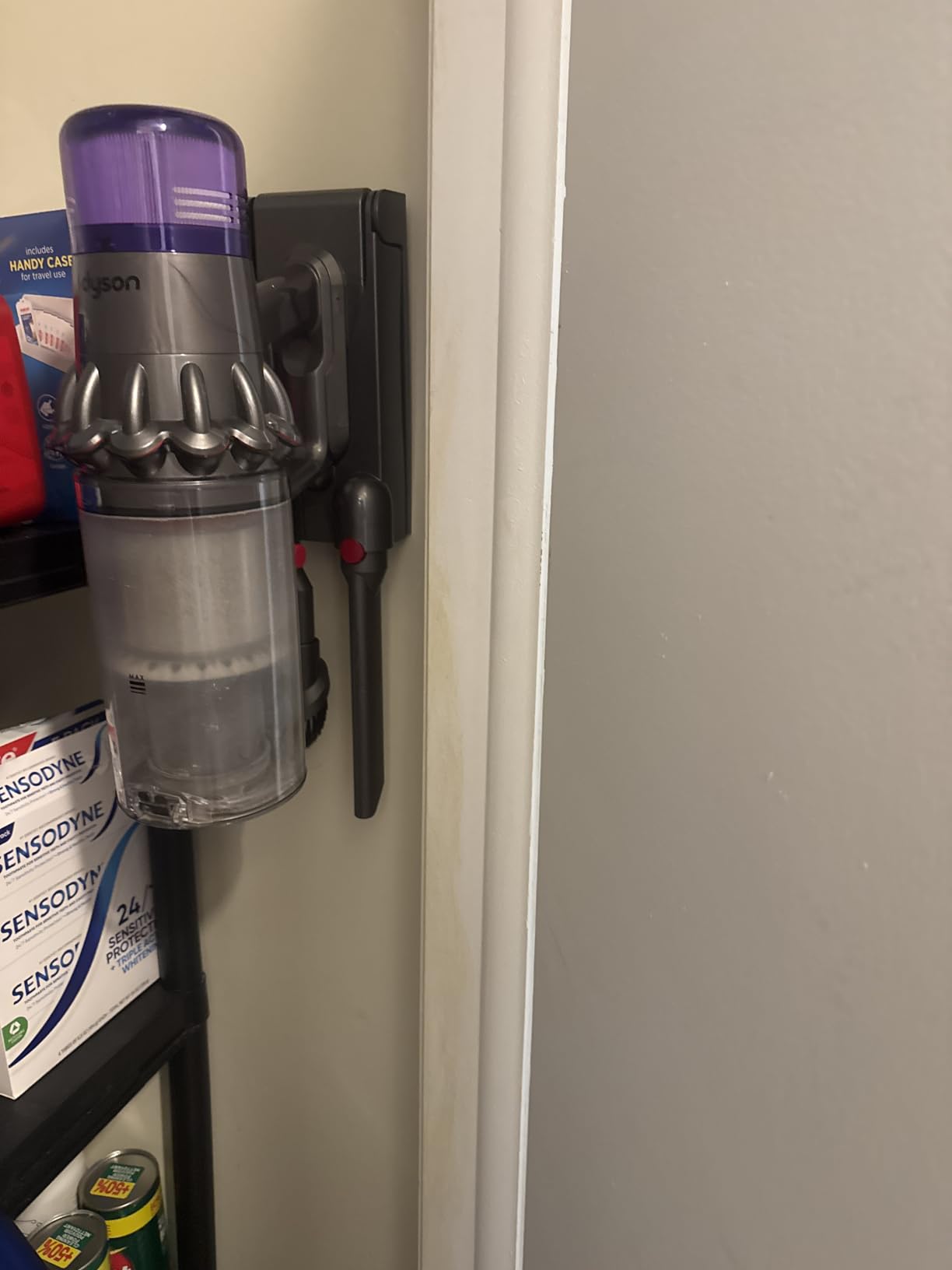 Dyson V11 Cordless Stick Vacuum, Large, Nickel/Blue - Customer Photo 1