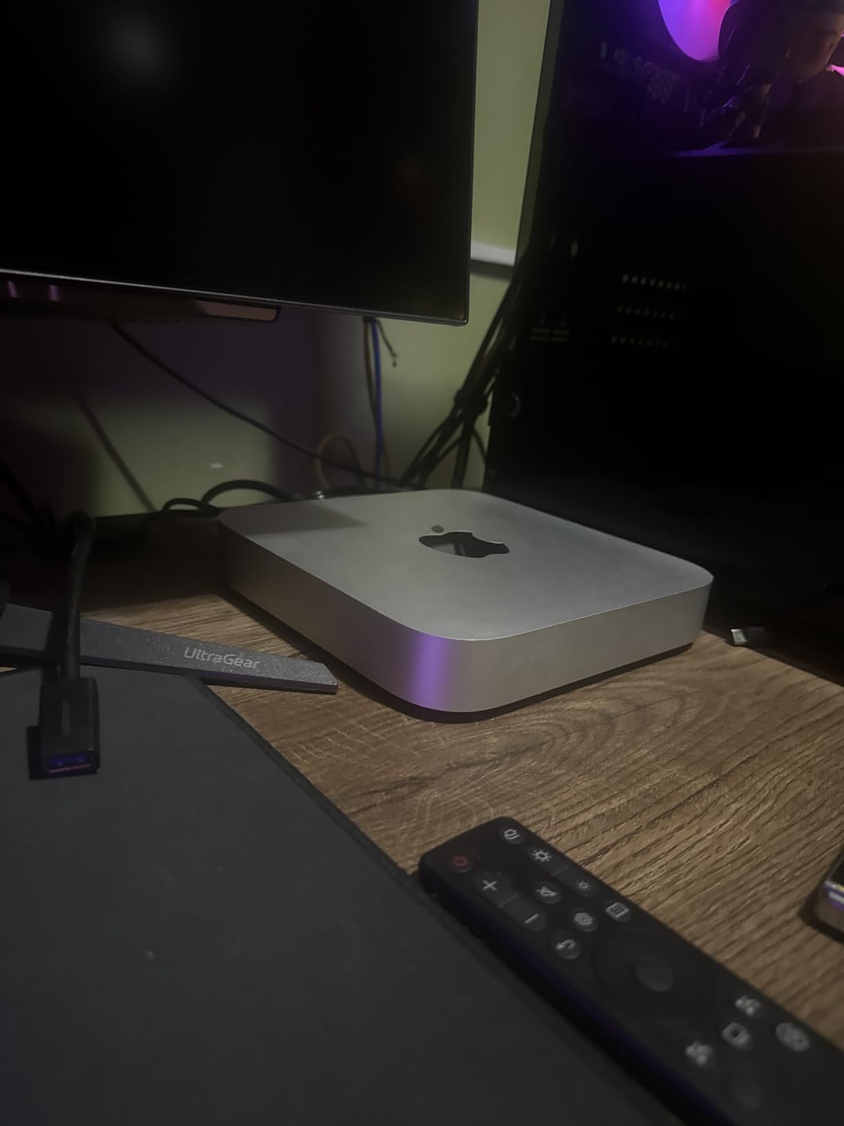 Apple 2023 Mac Mini with Apple M2 Chip with 8-core CPU (8GB RAM, 256GB SSD Storage) Silver (Renewed) - Customer Photo 1