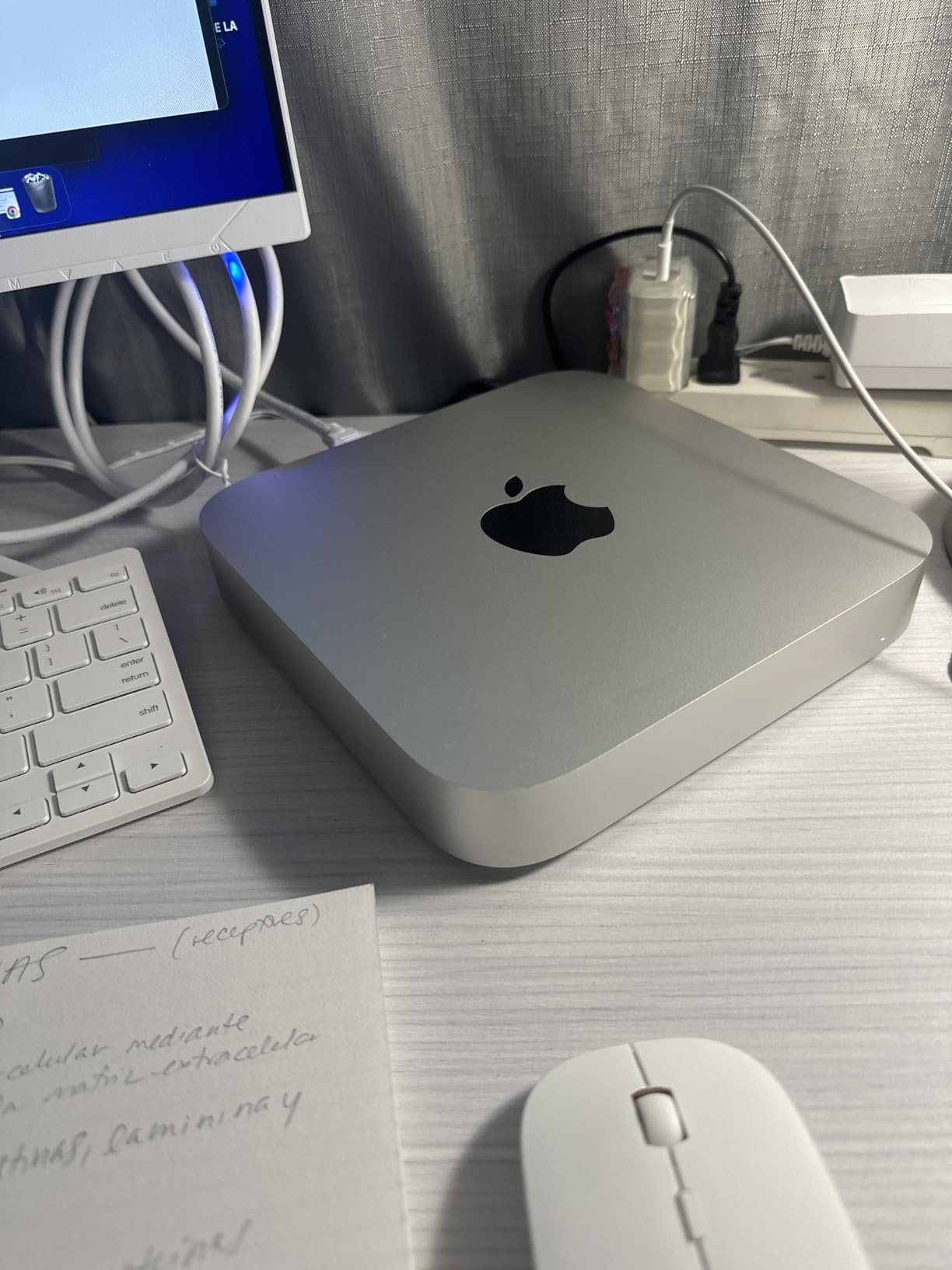 Apple 2023 Mac Mini with Apple M2 Chip with 8-core CPU (8GB RAM, 256GB SSD Storage) Silver (Renewed) - Customer Photo 3