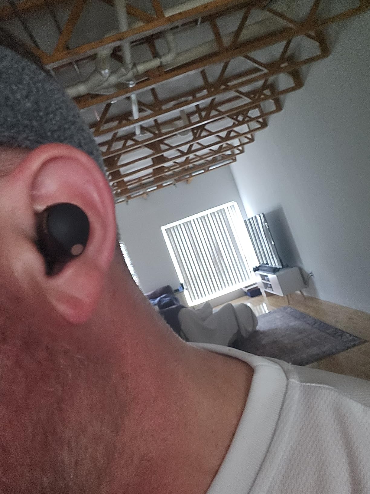 WF-1000XM5 The Best Truly Wireless Bluetooth Noise Canceling Earbuds & in-Ear Headphones with Alexa Built-in, Silver Customer Review WF-1000XM5 The Best Truly Wireless Bluetooth Noise Canceling Earbuds & in-Ear Headphones with Alexa Built-in, Silver - Customer Photo 2