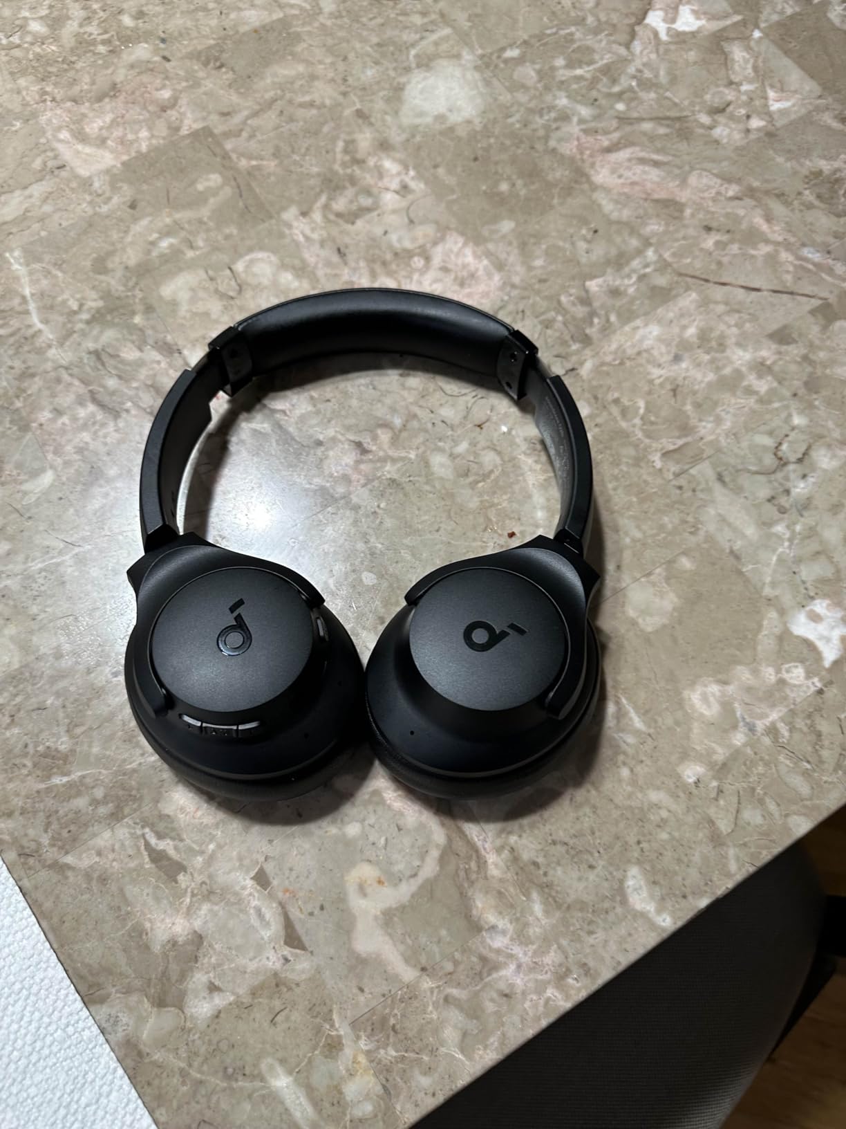 Soundcore by Anker Q20i Hybrid Active Noise Cancelling Headphones, Wireless Over-Ear Bluetooth, 40H Long ANC Playtime, Hi-Res Audio, Big Bass, Customize via an App, Transparency Mode - Customer Photo 3