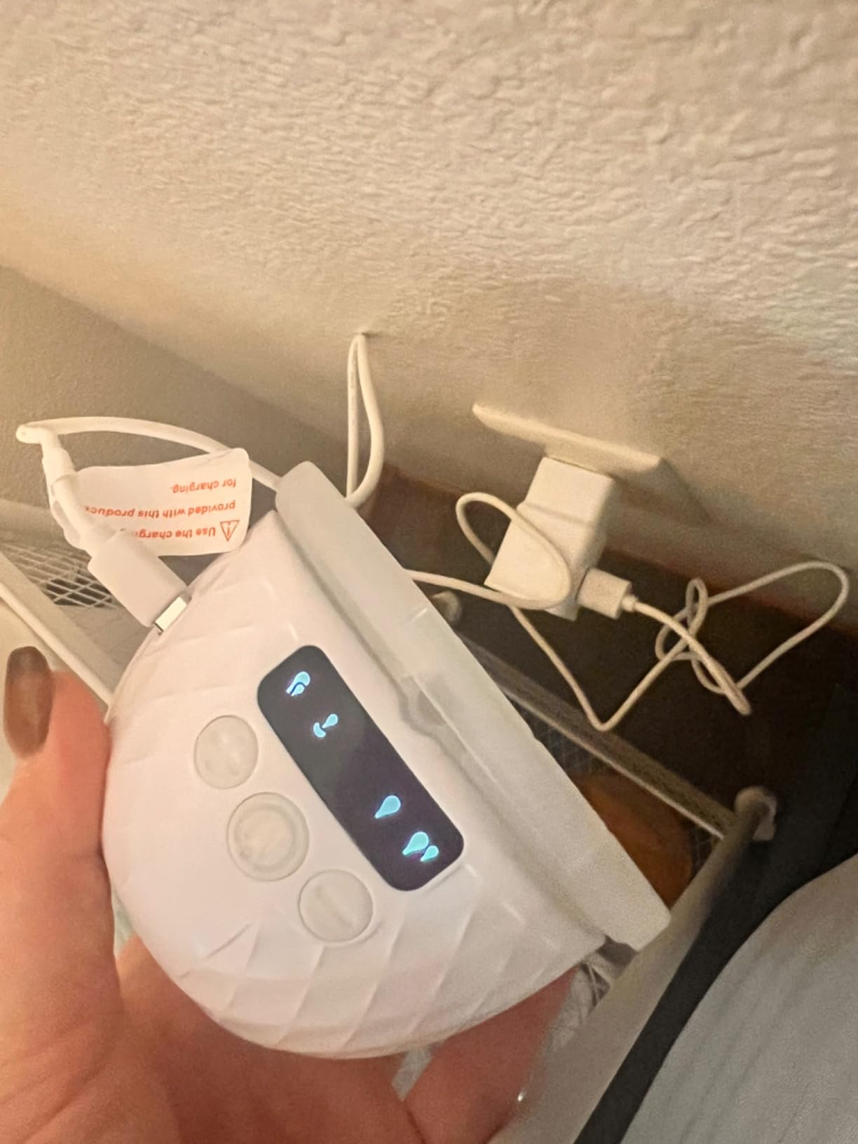 Paruu P10 Hands-Free Breast Pump Wearable, 338mmHg Strong Suction, Low Noise, 4 Modes & 9 Levels, Electric Breast Pump Portable, Smart Display, 19/21/24/28mm Insert/Flange, 2 Pack (White) - Customer Photo 2