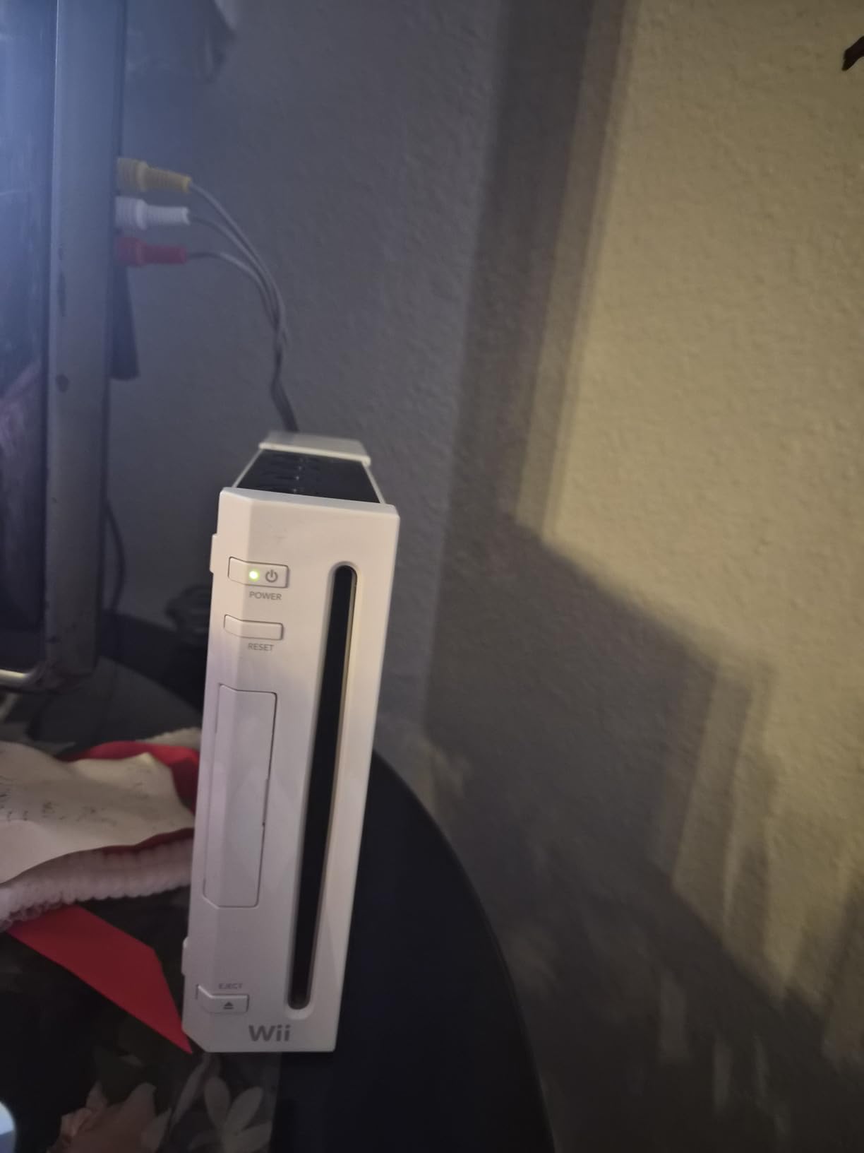 Nintendo Wii Console, White Premium Bundle (Renewed) - Customer Photo 1