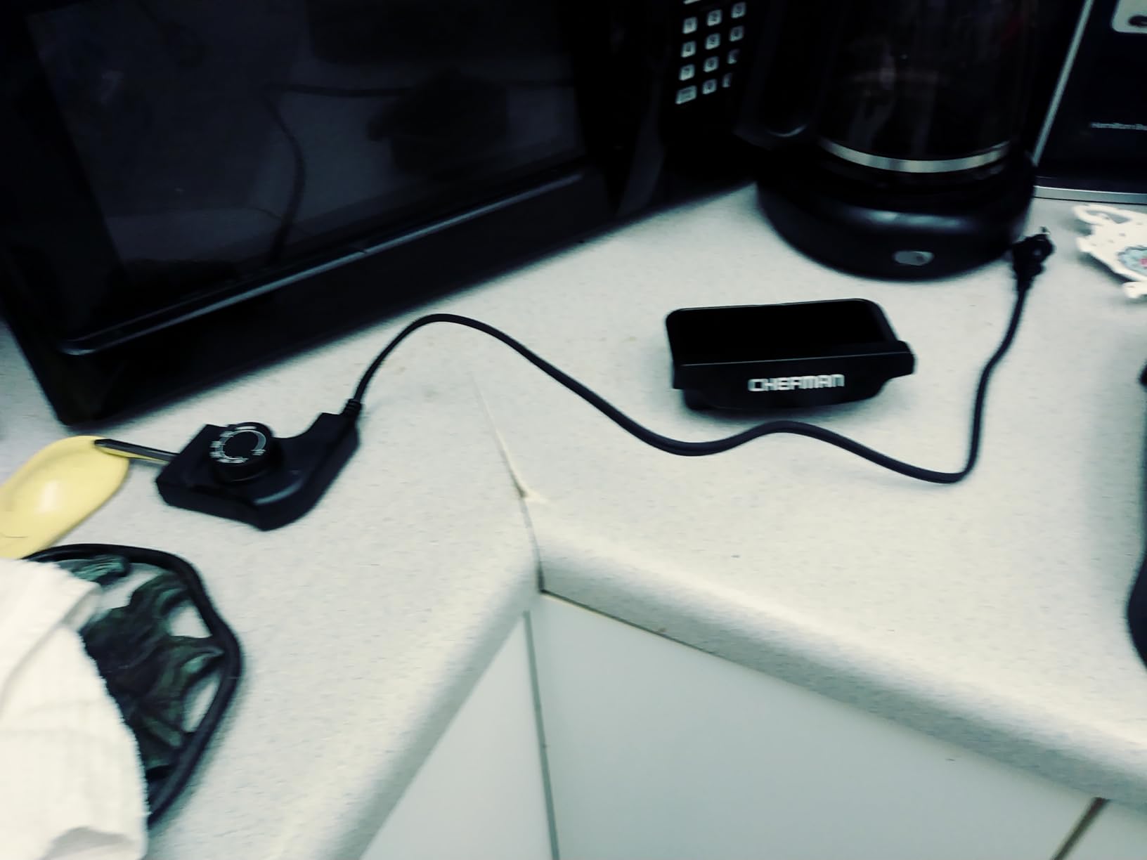 Chefman XL Electric Griddle with Removable Temperature Control, Immersible Flat Top Grill, Burger, Eggs, Pancake Griddle, Nonstick Extra Large Cooking Surface, Slide Out Drip Tray, 10 x 20 Inch - Customer Photo 2