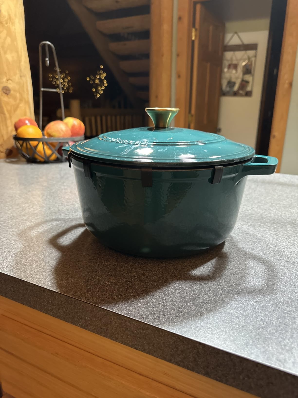 Mueller DuraCast 6 Quart Enameled Cast Iron Dutch Oven Pot with Lid, Heavy-Duty, Oven Safe up to 500° F & Across All Cooktops, Wedding Registry Ideas & Gifts, Emerald Customer Review Mueller DuraCast 6 Quart Enameled Cast Iron Dutch Oven Pot with Lid, Heavy-Duty, Oven Safe up to 500° F & Across All Cooktops, Wedding Registry Ideas & Gifts, Emerald - Customer Photo 1
