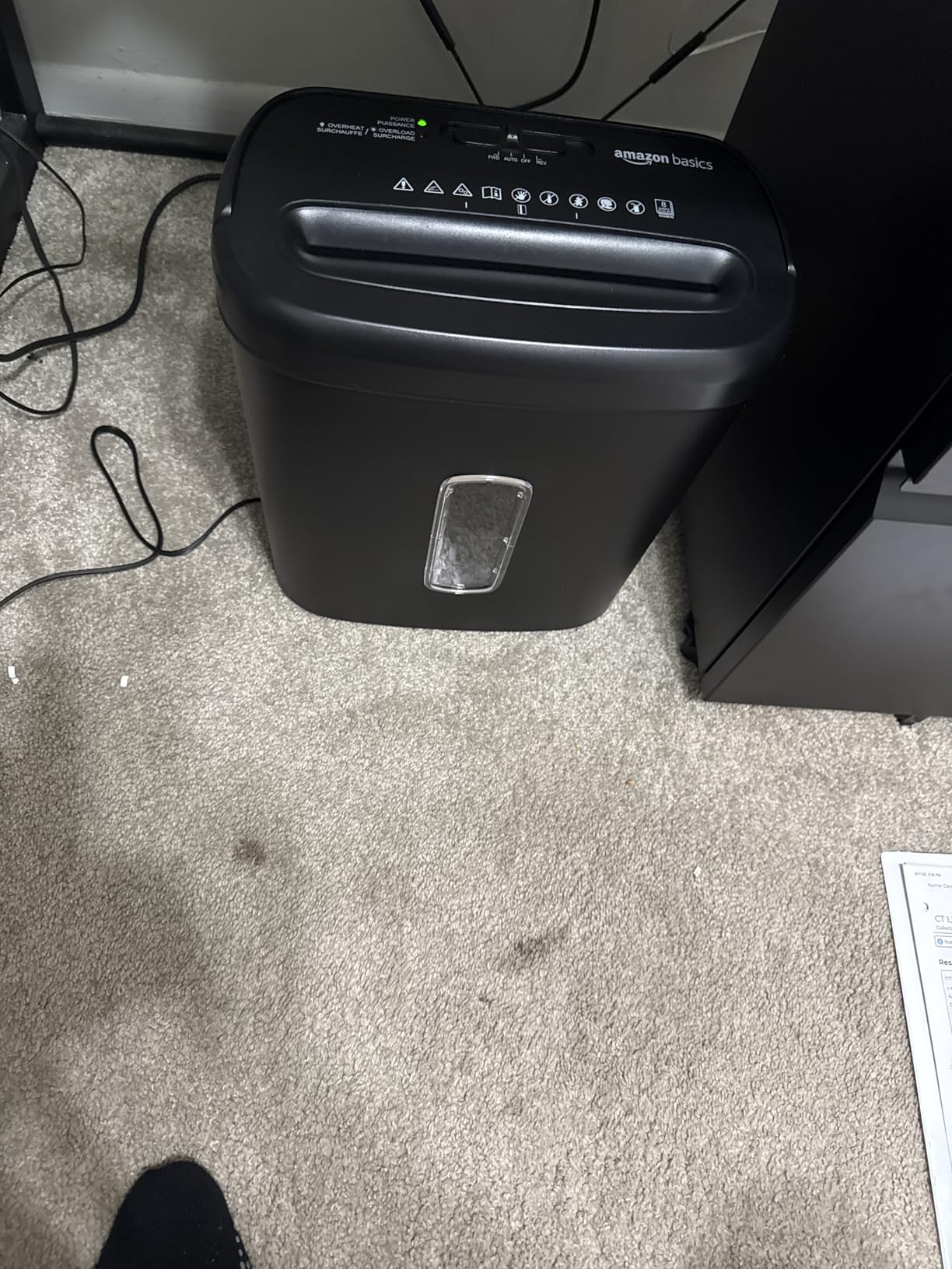 Amazon Basics 8-Sheet Cross Cut Paper Shredder and Credit Card Shredder - Black - Customer Photo 1