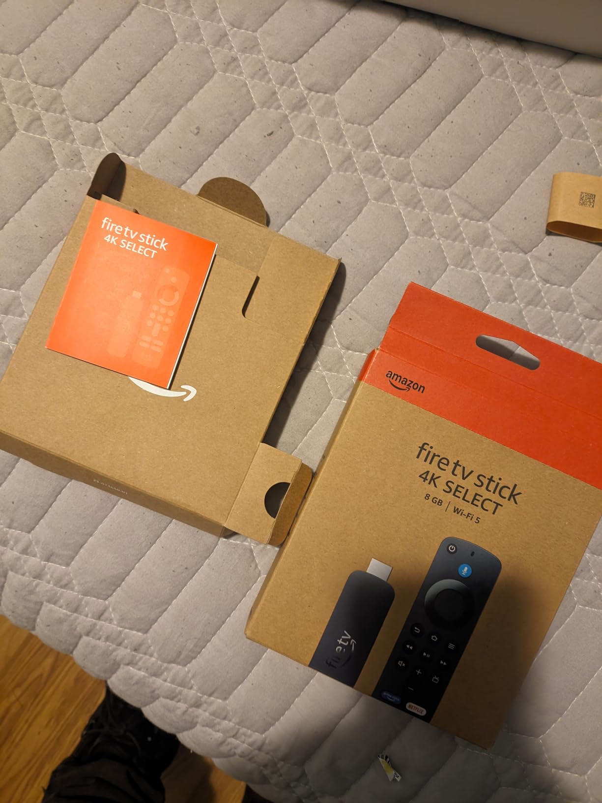 Amazon Fire TV Stick 4K Select (newest model), start streaming in 4K, AI-powered search, and free & live TV - Customer Photo 5