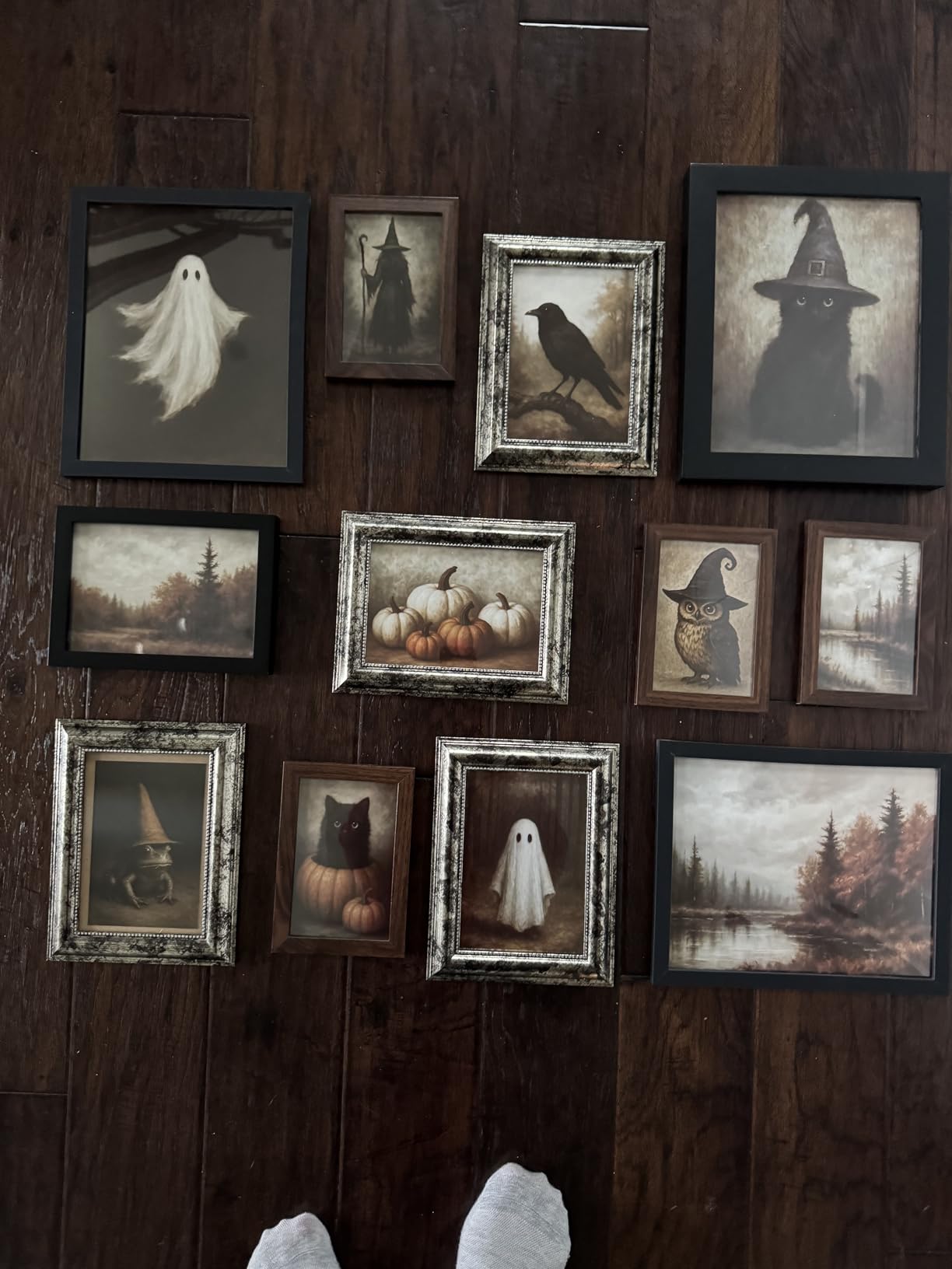 upsimples 10 Pack Picture Frames Collage Wall Decor for Mounting or Tabletop Display, Photo Gallery Frame Set for Family, Multi Sizes Including 8x10, 5x7, 4x6, Black - Customer Photo 1