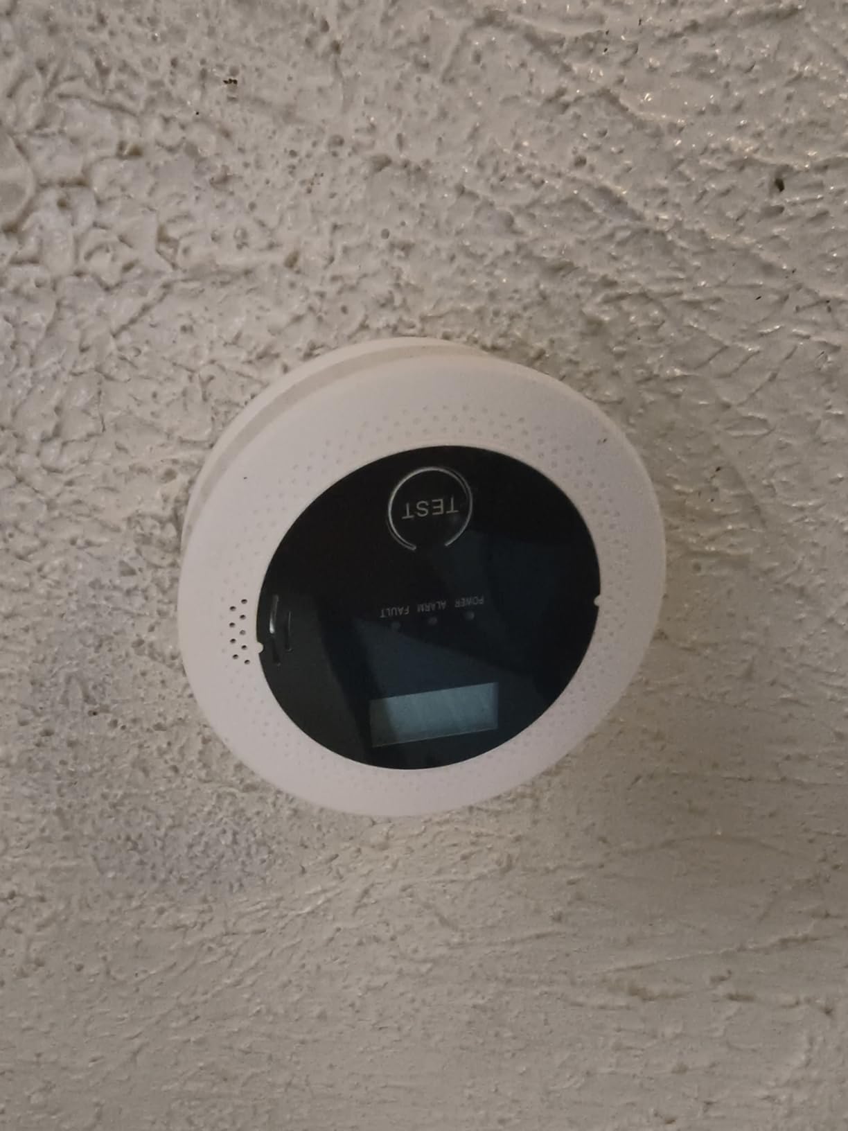 4 Pack 2 in 1 CO & Smoke Detectors, Digital Display, Smoke Detector Carbon Monoxide Detector Combo,Alarm for Home or Office,Powered by Battery - Customer Photo 2