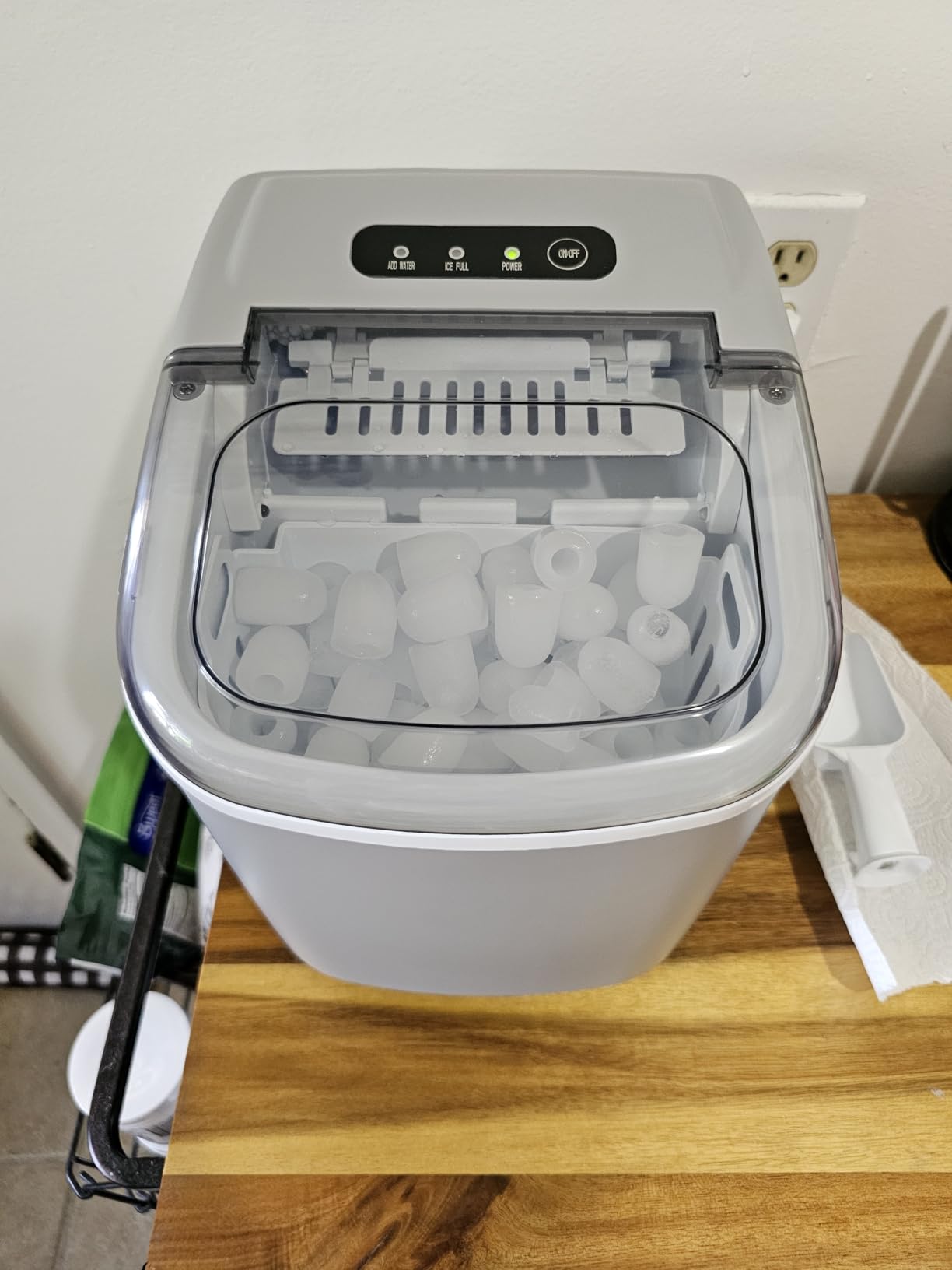 Crzoe Countertop Ice Maker Machine with Handle,26Lbs/24H,9 Cubes Ready in 6 Mins,Self-Cleaning Function with Ice Scoop and Basket for Home/Office(Grey) - Customer Photo 1