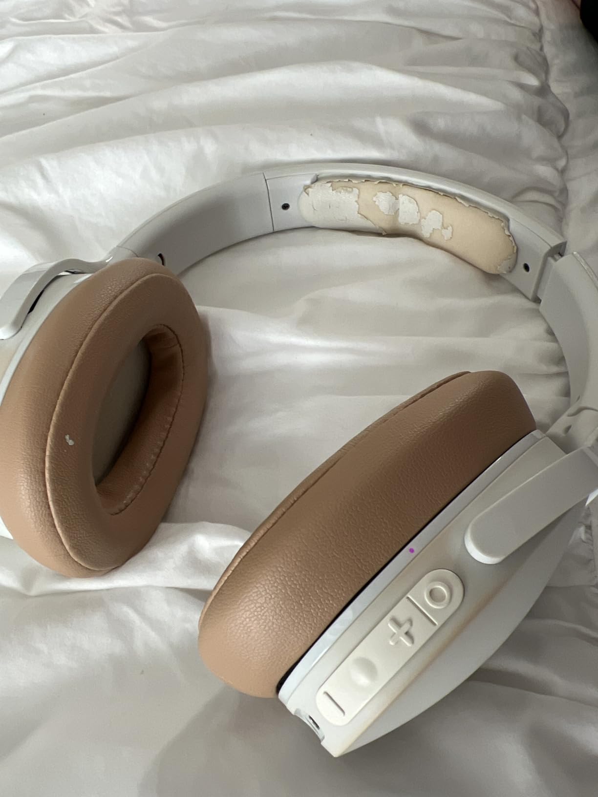 Skullcandy Hesh ANC Wireless Over-Ear Bluetooth Headphones with Extra USB-C Charging Cable, Active Noise Canceling, 22 Hrs Battery, Foldable Lightweight Design, Microphone iPhone Android - True Black Customer Review Skullcandy Hesh ANC Wireless Over-Ear Bluetooth Headphones with Extra USB-C Charging Cable, Active Noise Canceling, 22 Hrs Battery, Foldable Lightweight Design, Microphone iPhone Android - True Black - Customer Photo 2