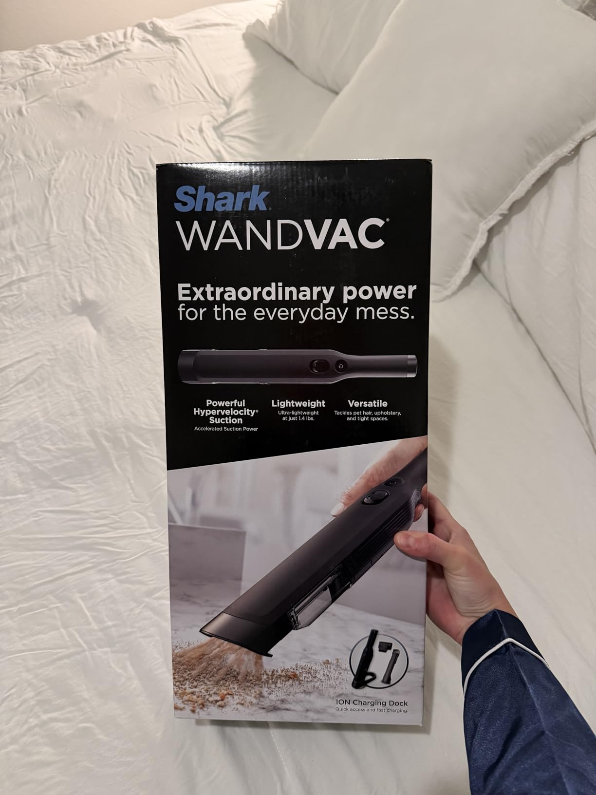 Shark WANDVAC Cordless Hand Vac, Lightweight, Versatile and Portable at 1.4 lbs., Powerful Suction for Pet Hair, Charging Dock, One-Touch Empty for Car & Home, Duster Crevice Tool, Black, WV201BK Customer Review Shark WANDVAC Cordless Hand Vac, Lightweight, Versatile and Portable at 1.4 lbs., Powerful Suction for Pet Hair, Charging Dock, One-Touch Empty for Car & Home, Duster Crevice Tool, Black, WV201BK - Customer Photo 1